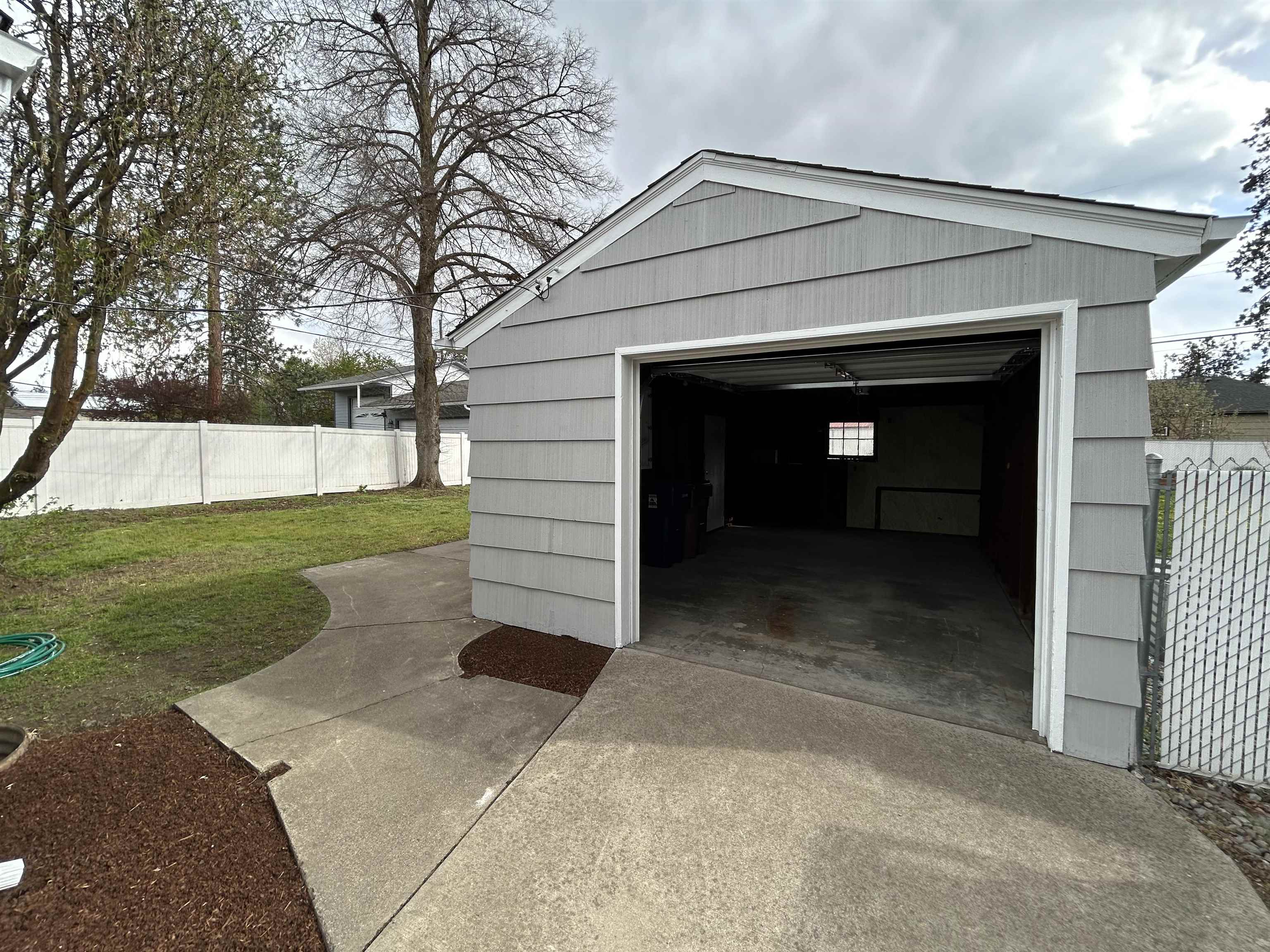 1028 E 40th Ave - Photo 46