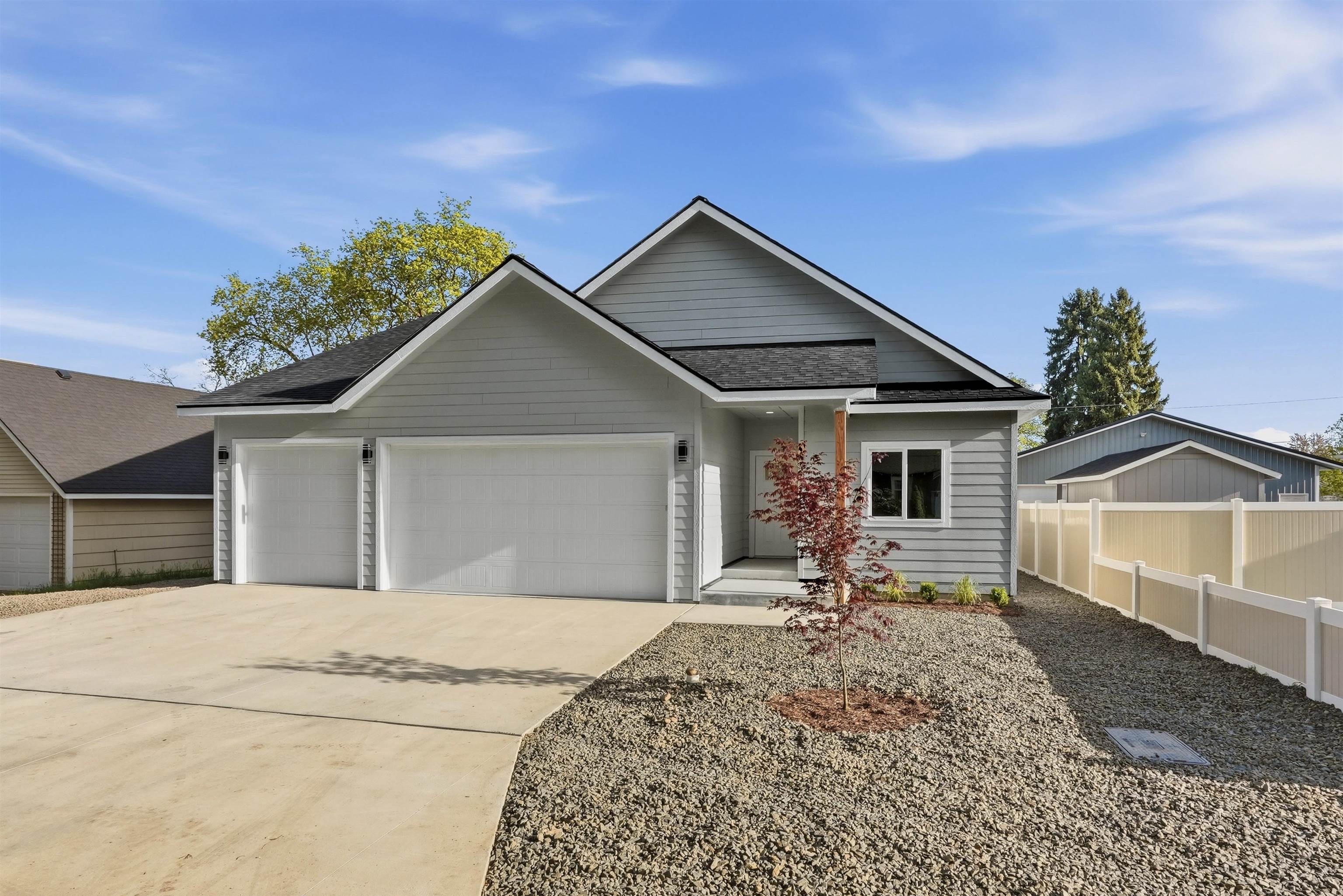 7915 E Marietta Ave - Photo 2