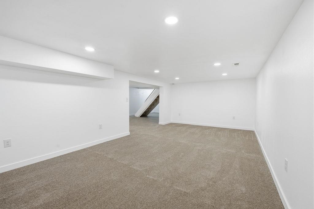 2114 S Grand Blvd - Photo 47
