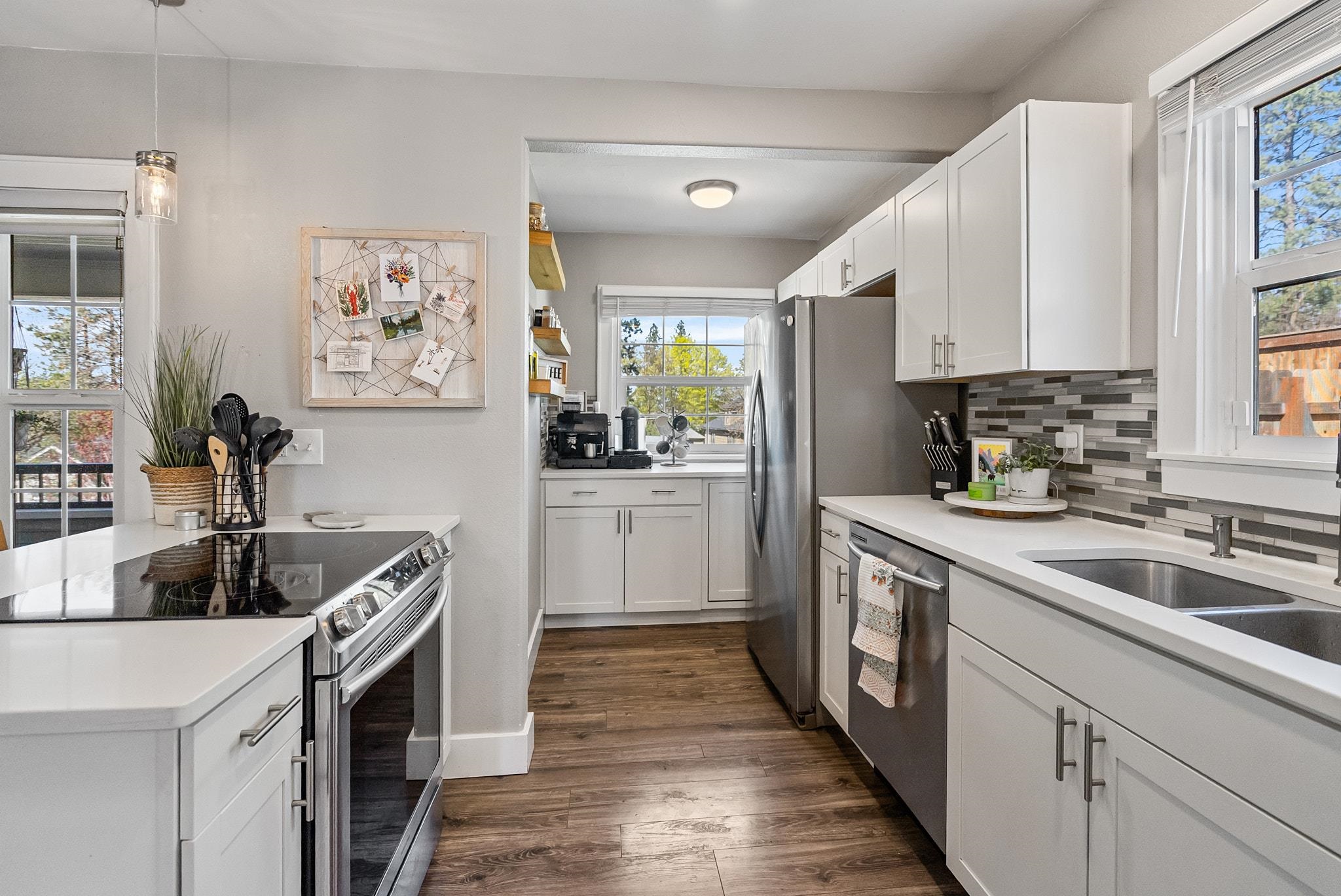326 E 20TH Ave - Photo 12