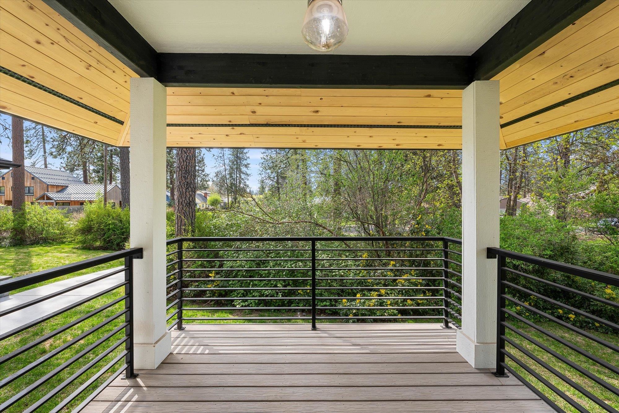 3327 S Tekoa St - Photo 16