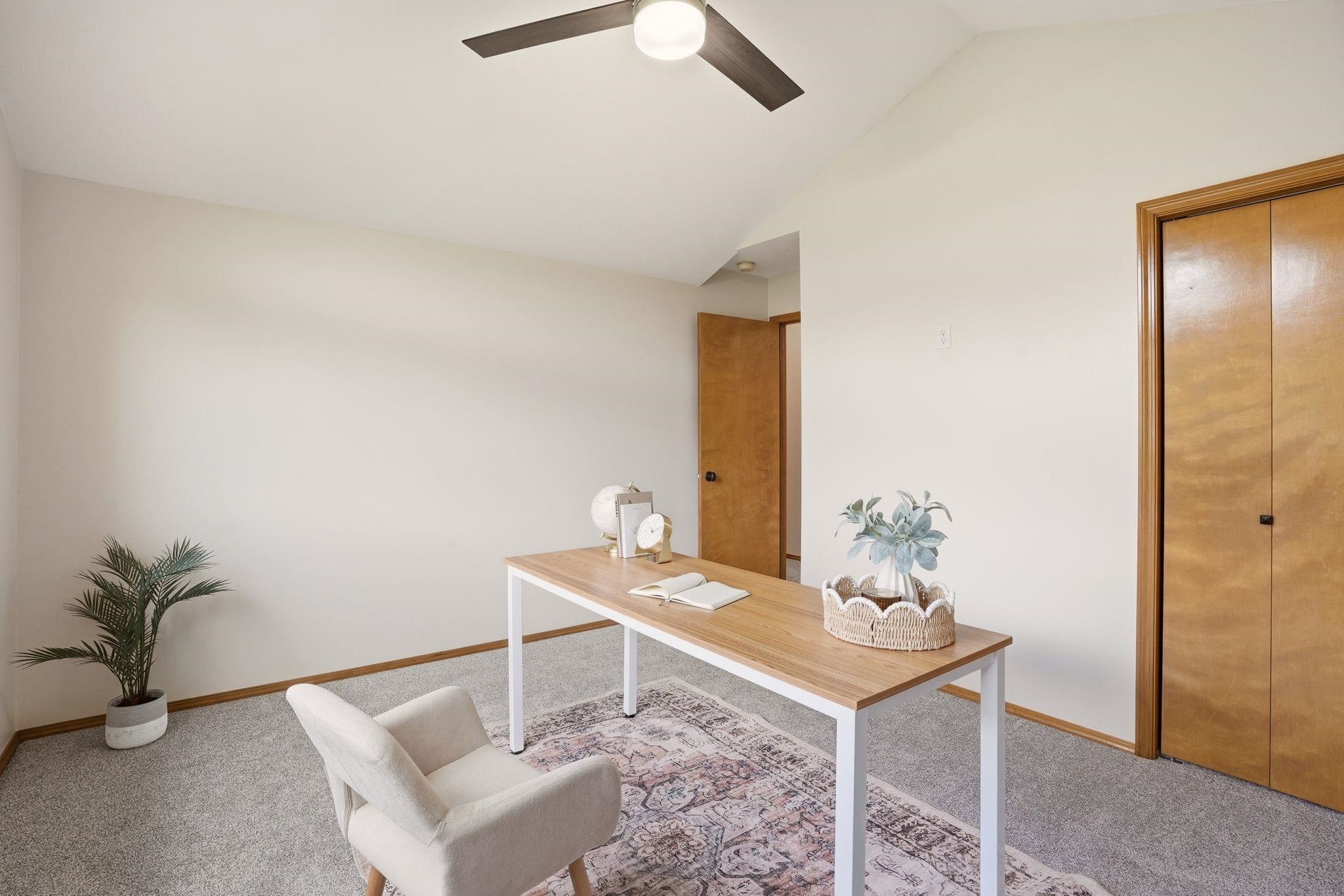 10811 N Danbury St - Photo 15