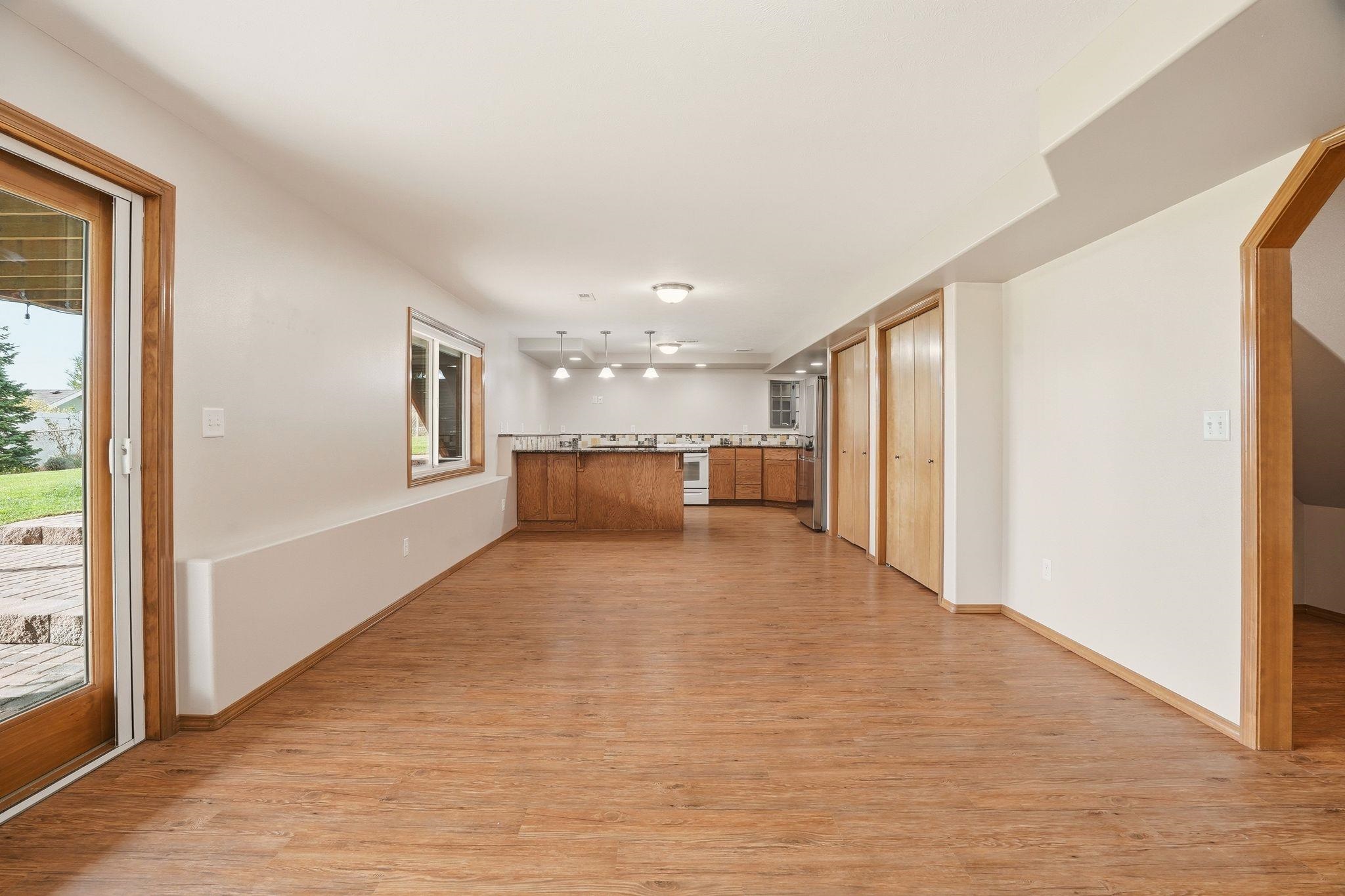 10811 N Danbury St - Photo 22