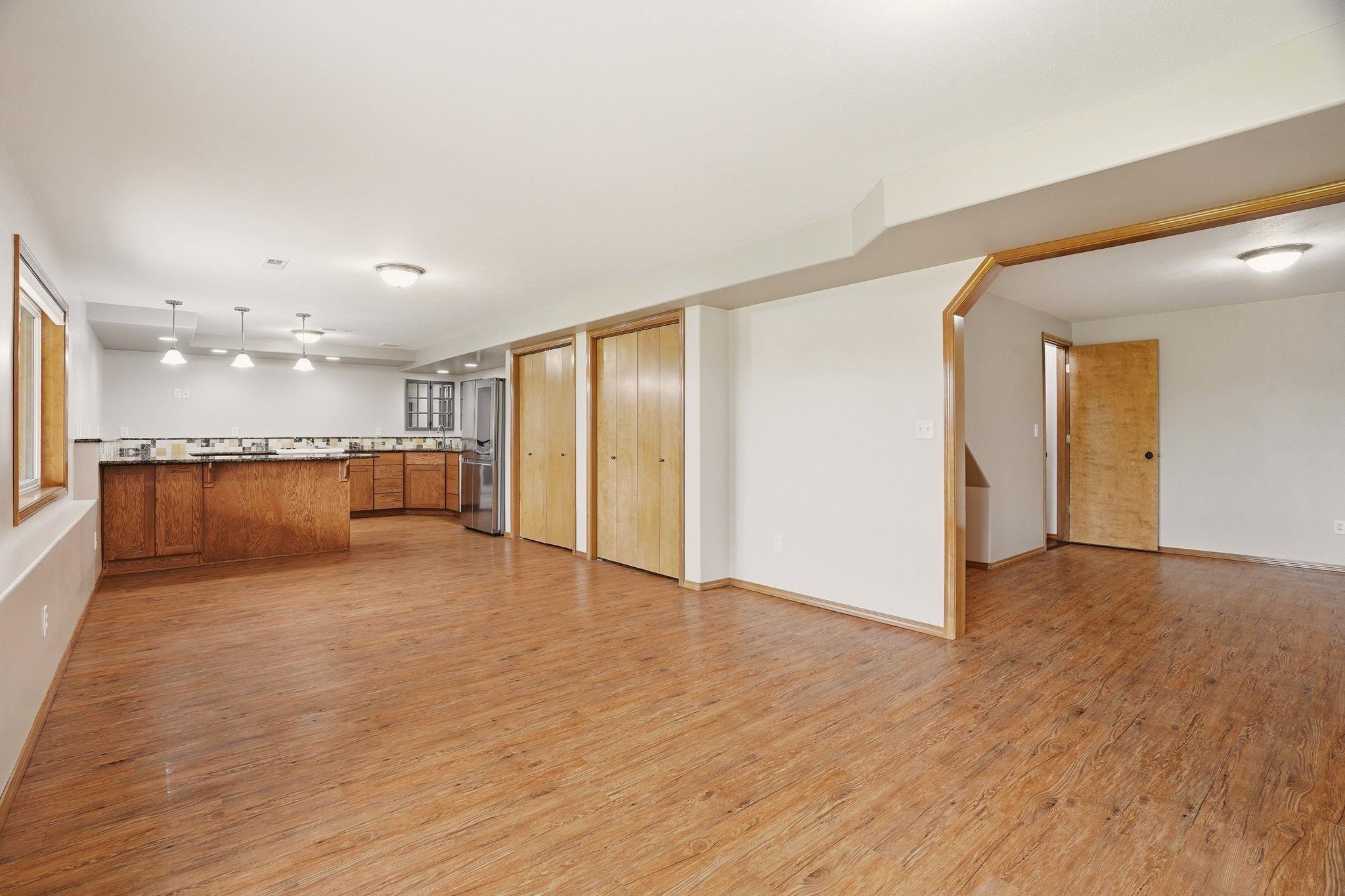 10811 N Danbury St - Photo 24