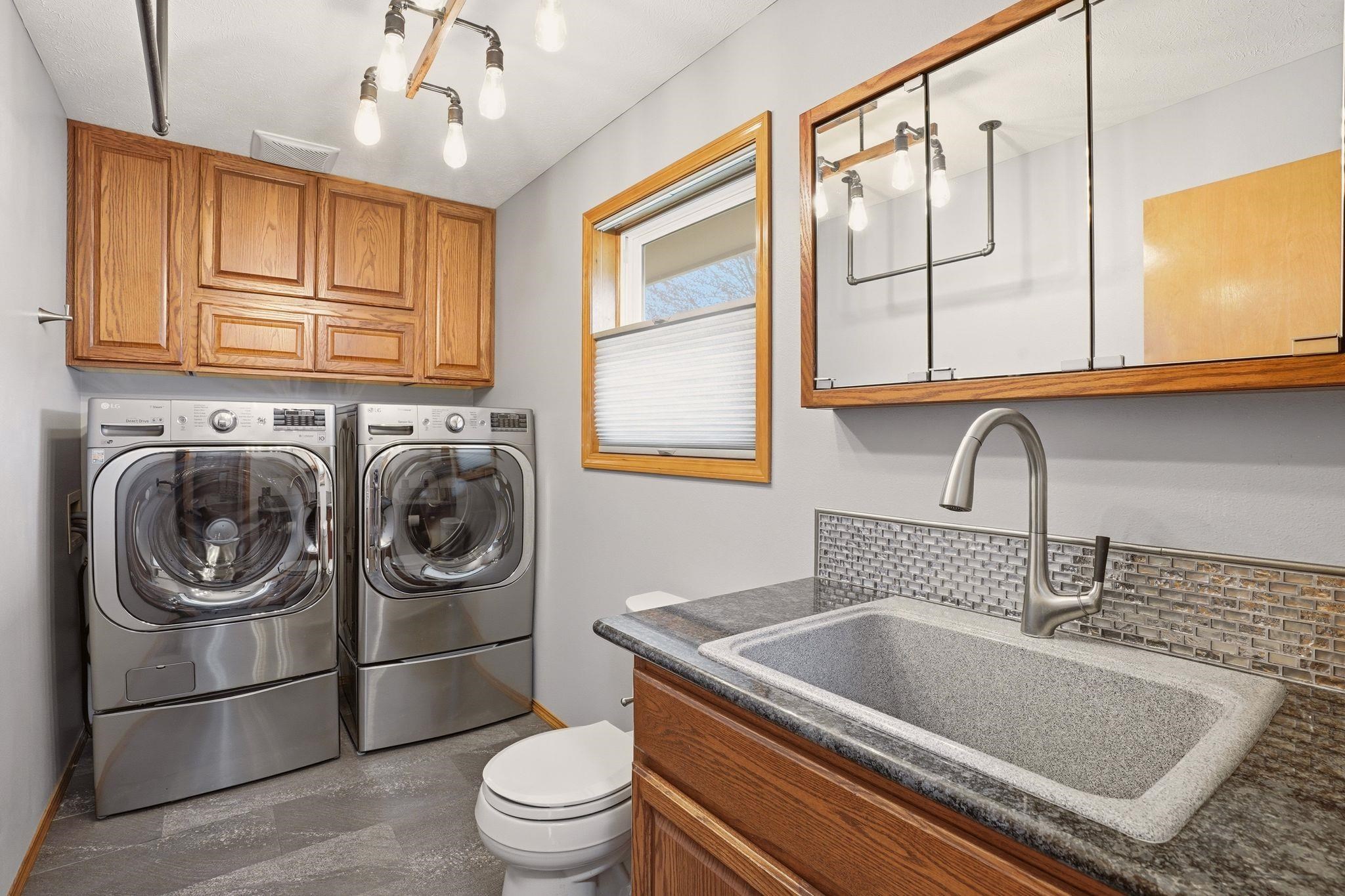 10811 N Danbury St - Photo 35