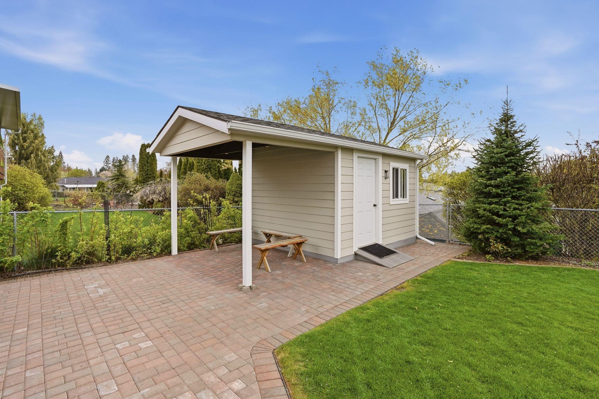 10811 N Danbury St - Photo 39