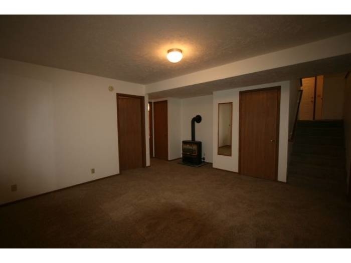 513 S Skipworth Ct - Photo 8