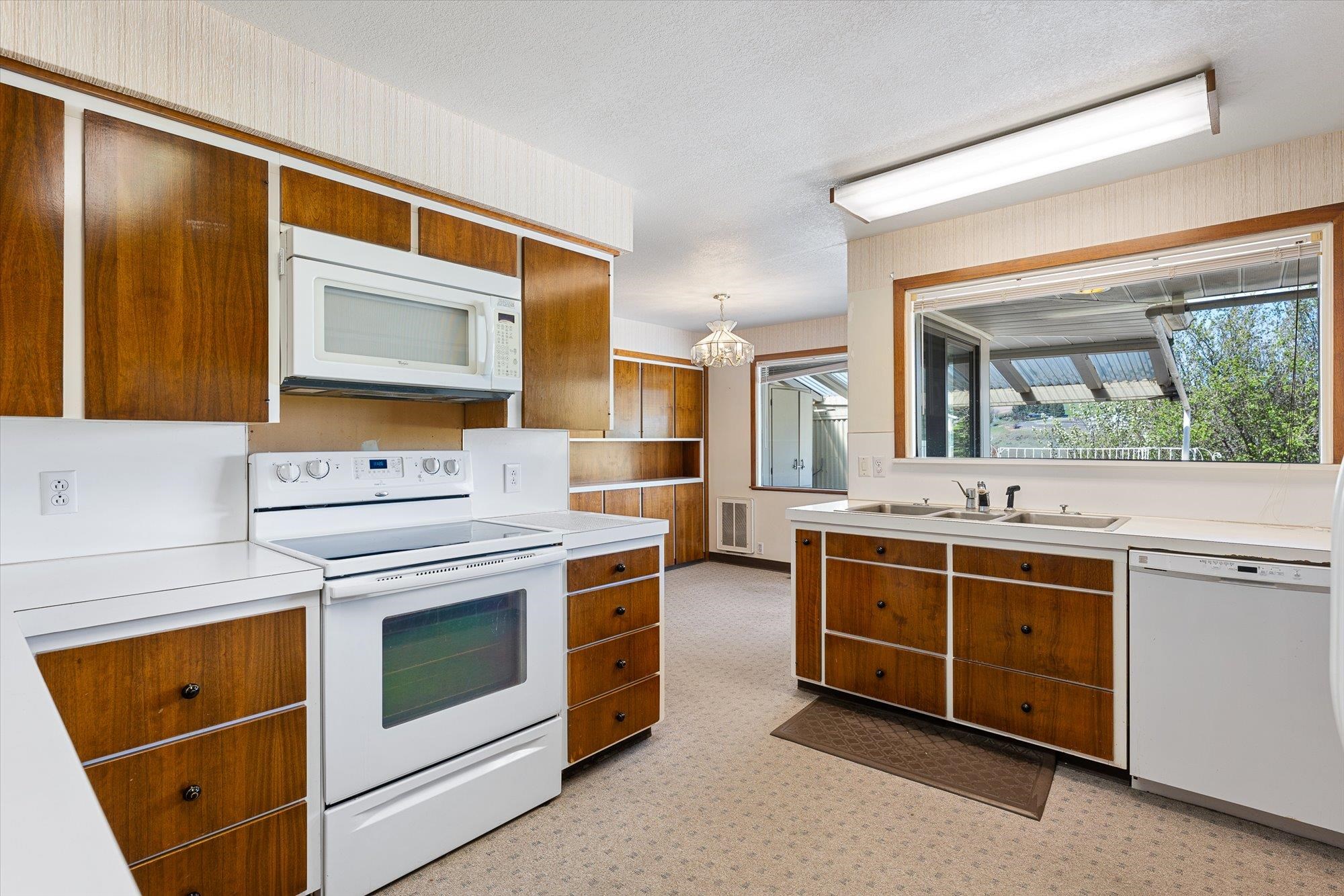 608 S G St - Photo 10