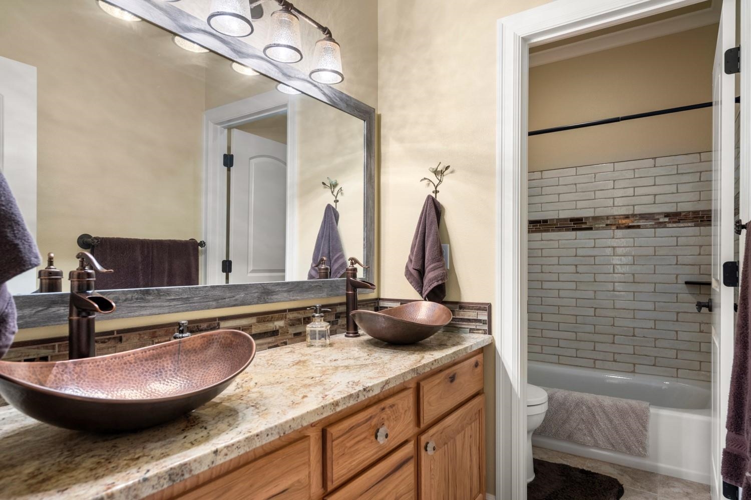 1709 W Cinnibar Ln - Photo 46