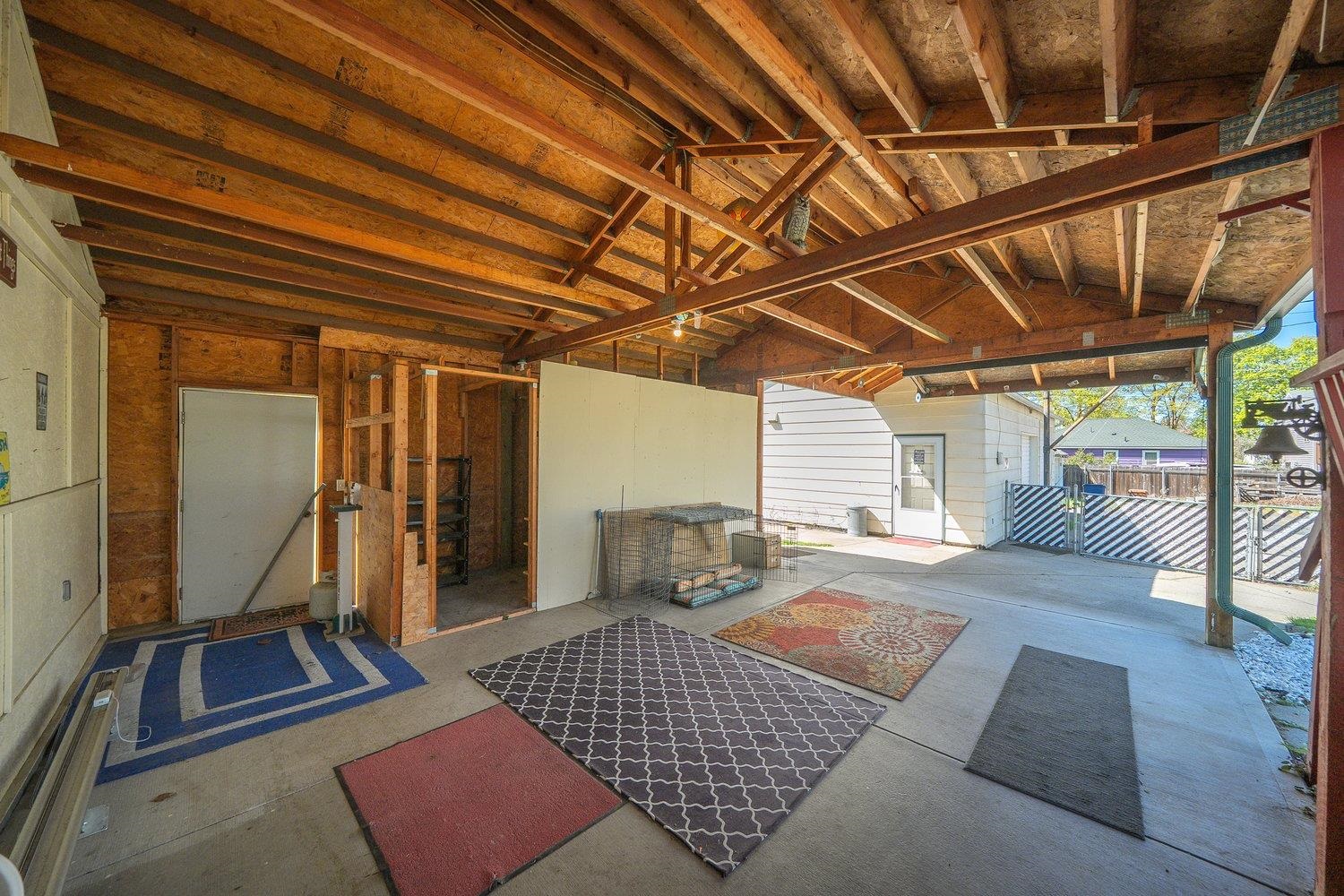 4011 N Hawthorne St - Photo 28