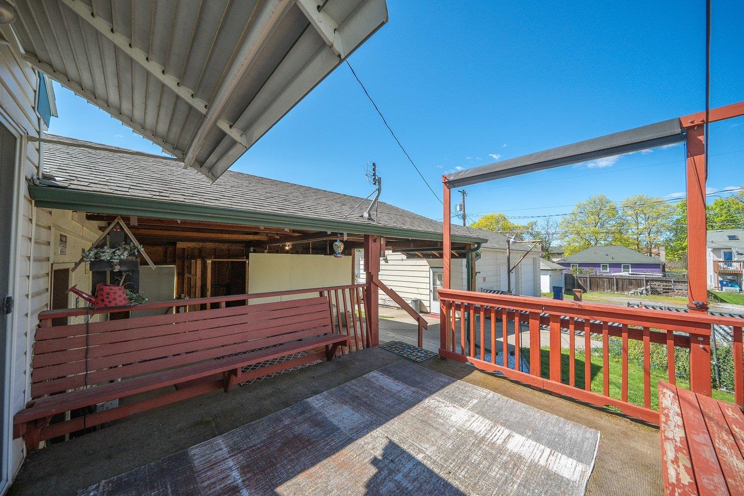 4011 N Hawthorne St - Photo 31