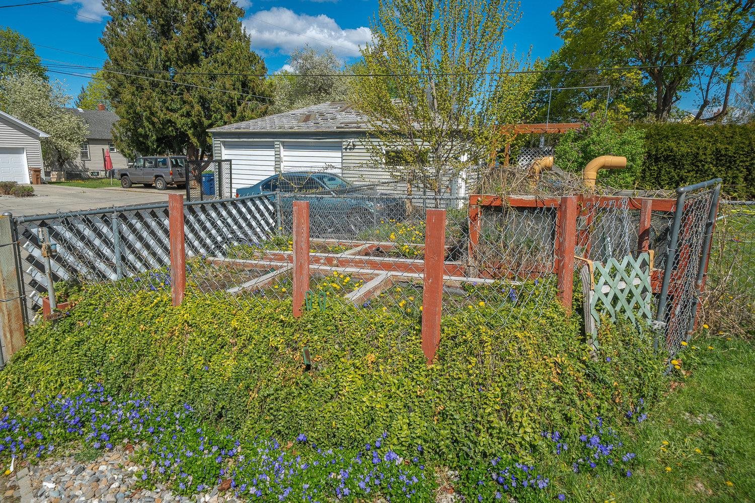 4011 N Hawthorne St - Photo 43