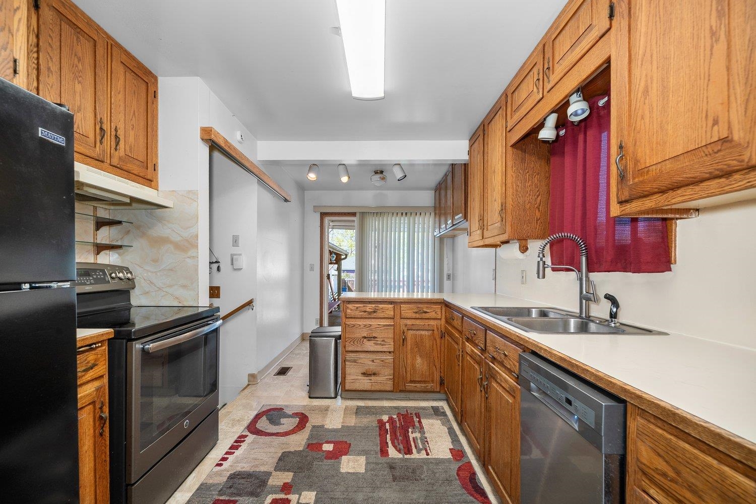4011 N Hawthorne St - Photo 10