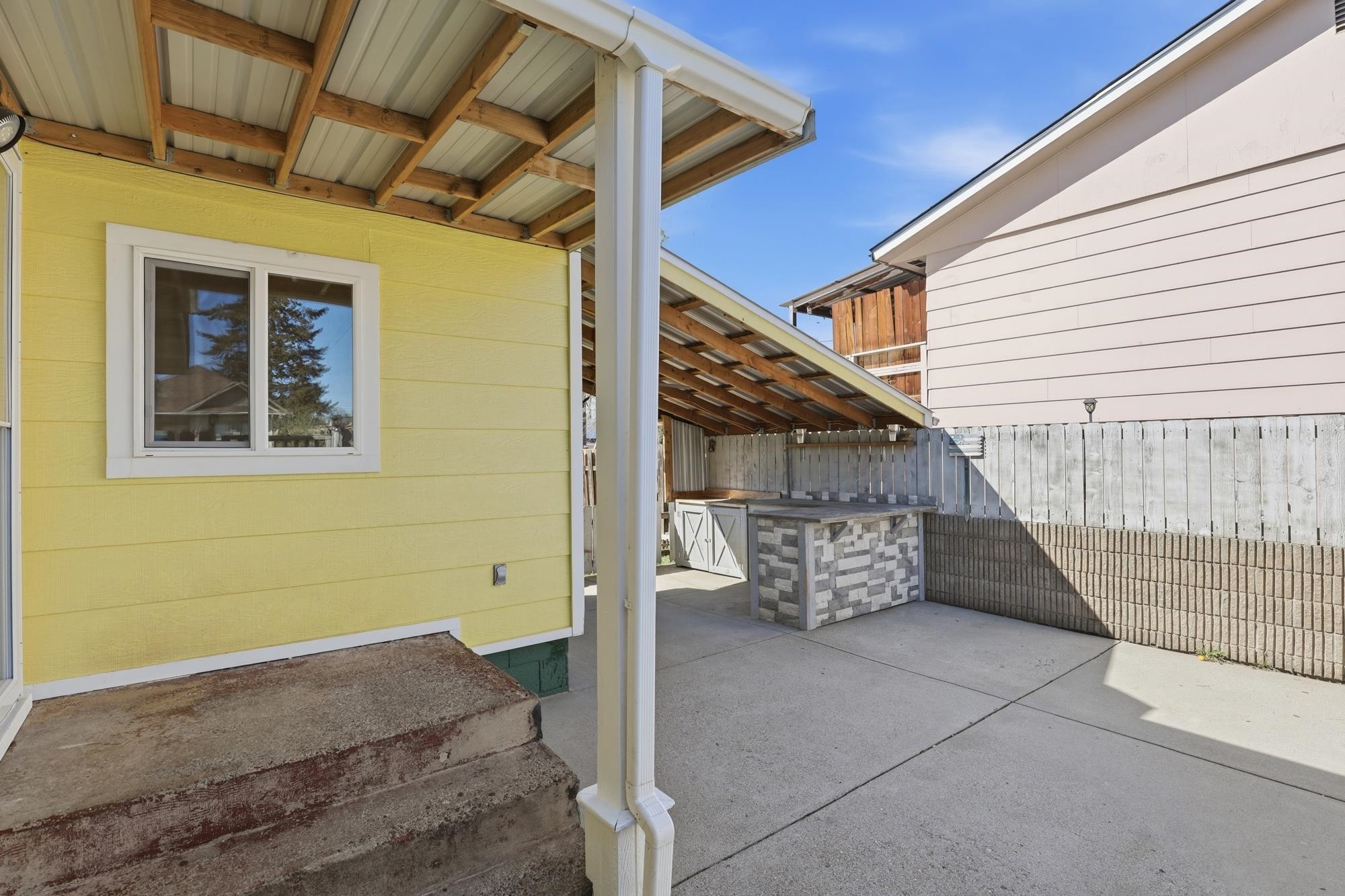 1634 E Providence Ave - Photo 23