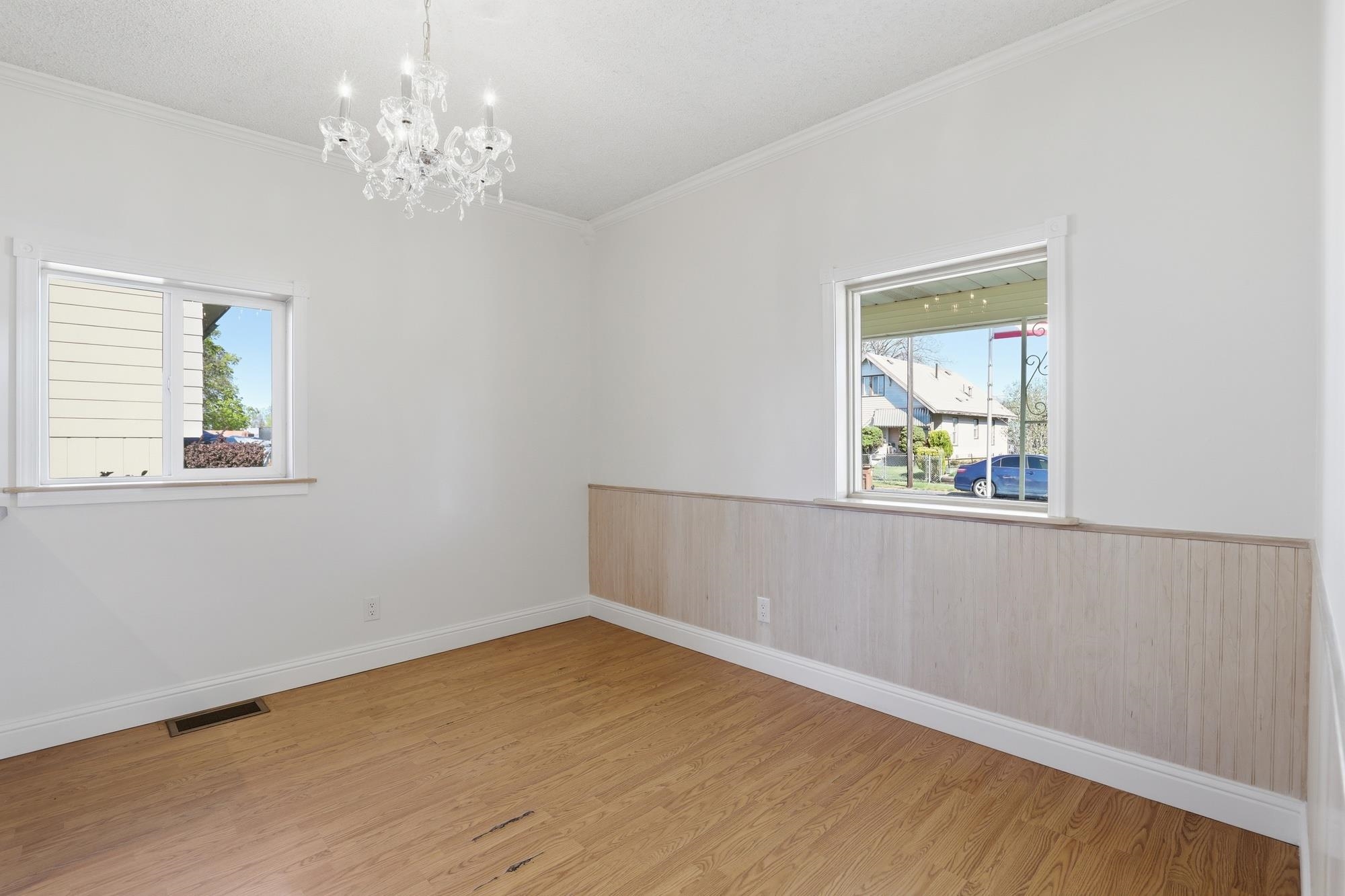 1634 E Providence Ave - Photo 7