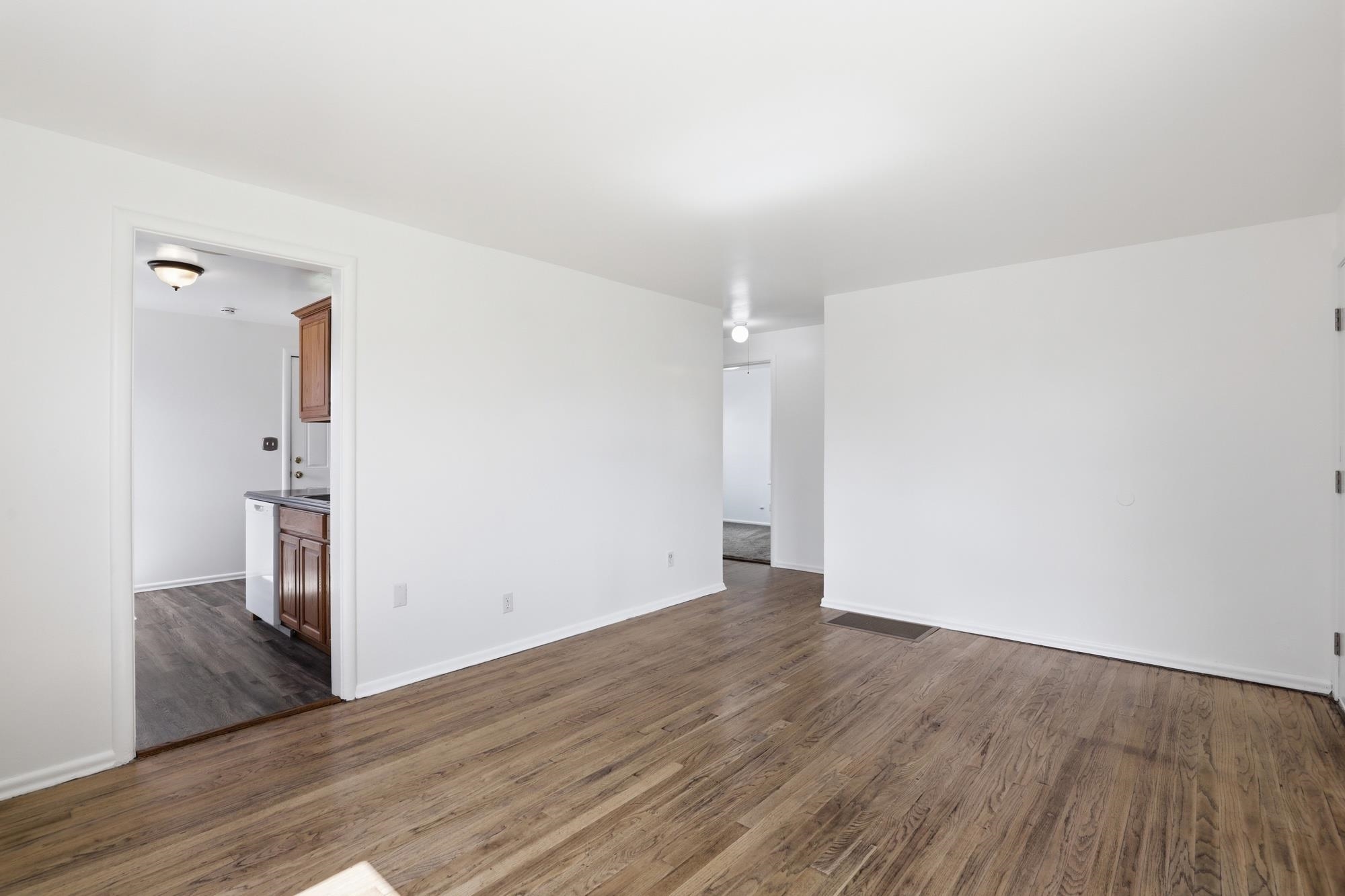 5729 N Lindeke St - Photo 5