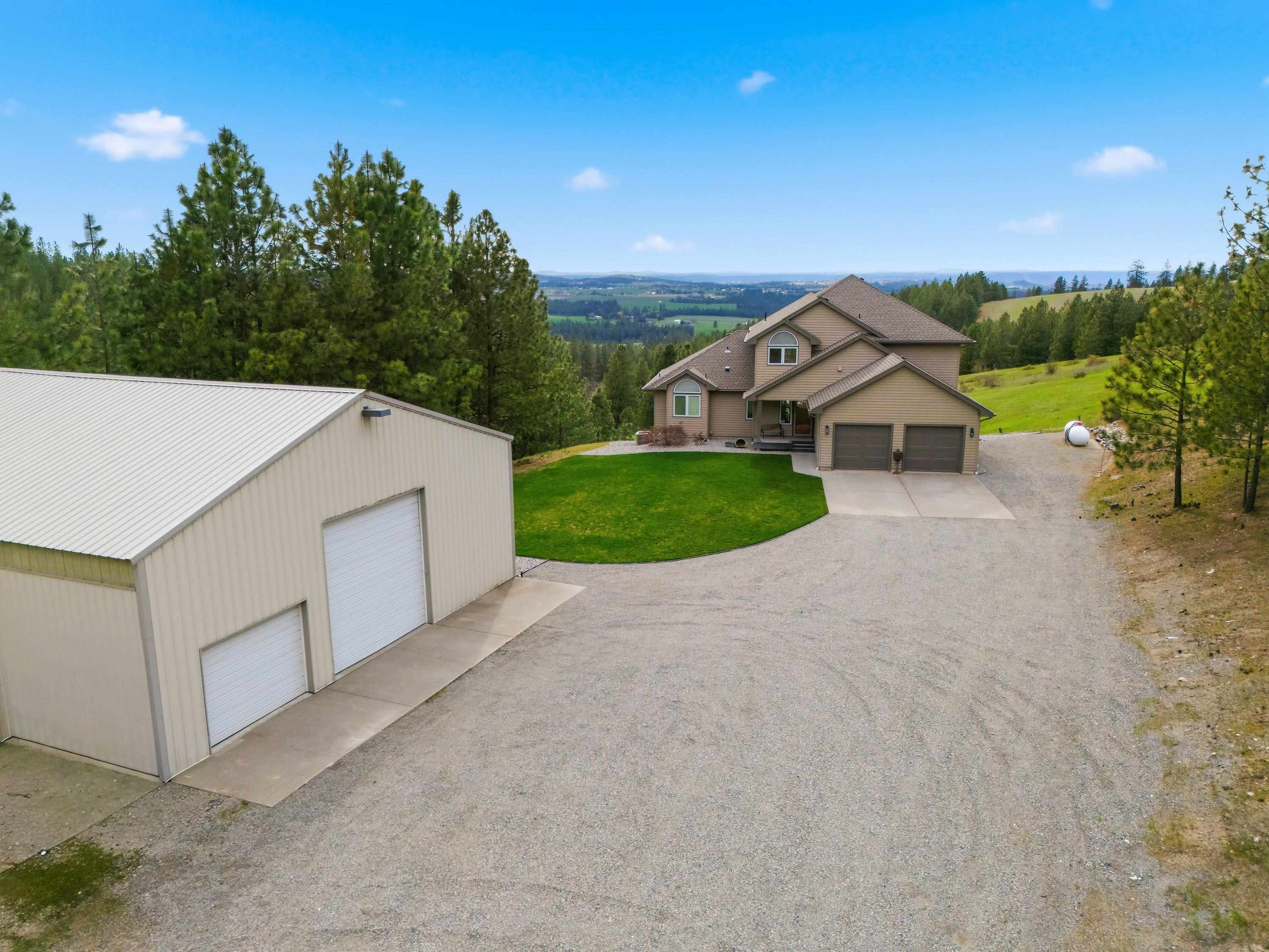 17607 E Judkins Rd - Photo 2