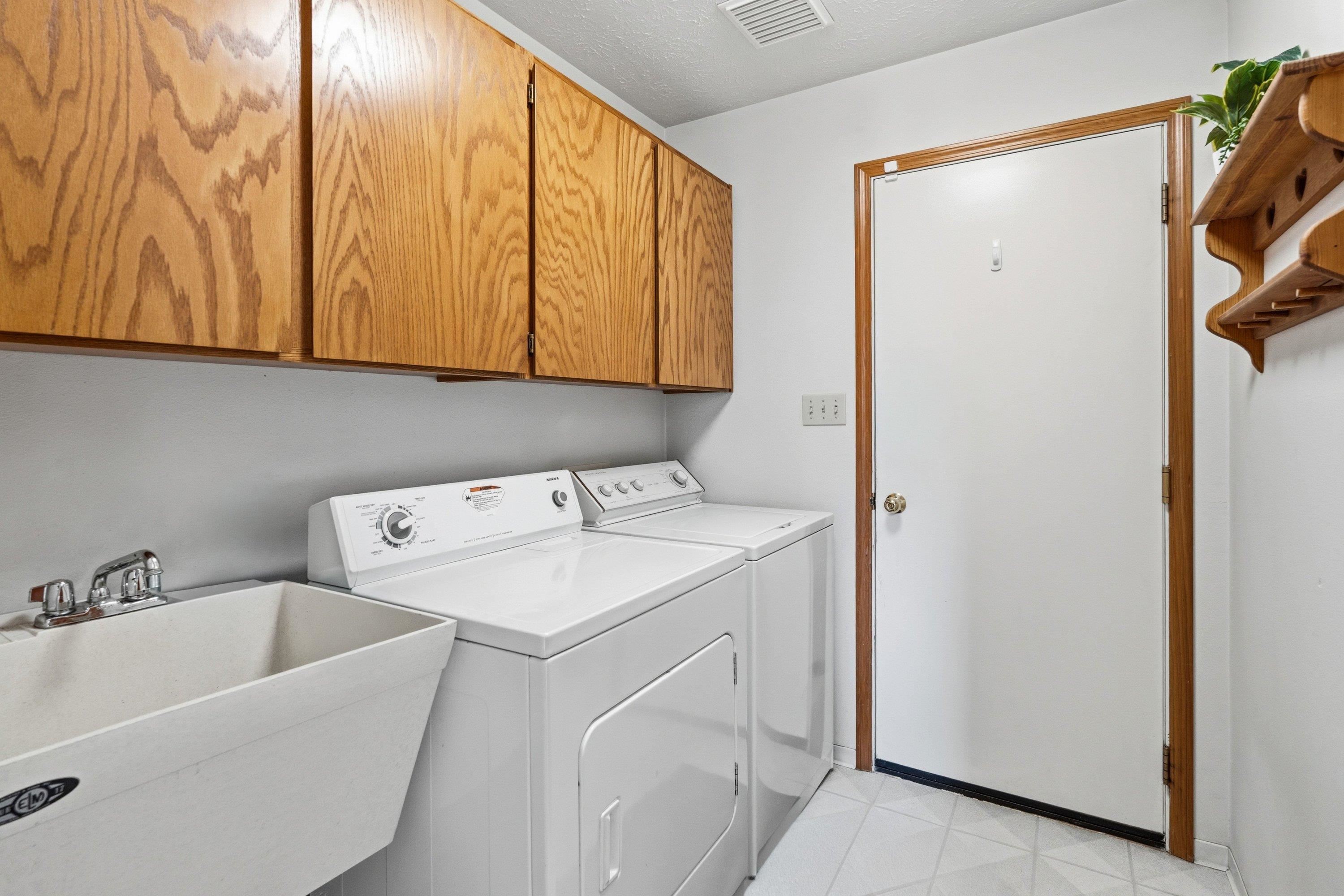17607 E Judkins Rd - Photo 16