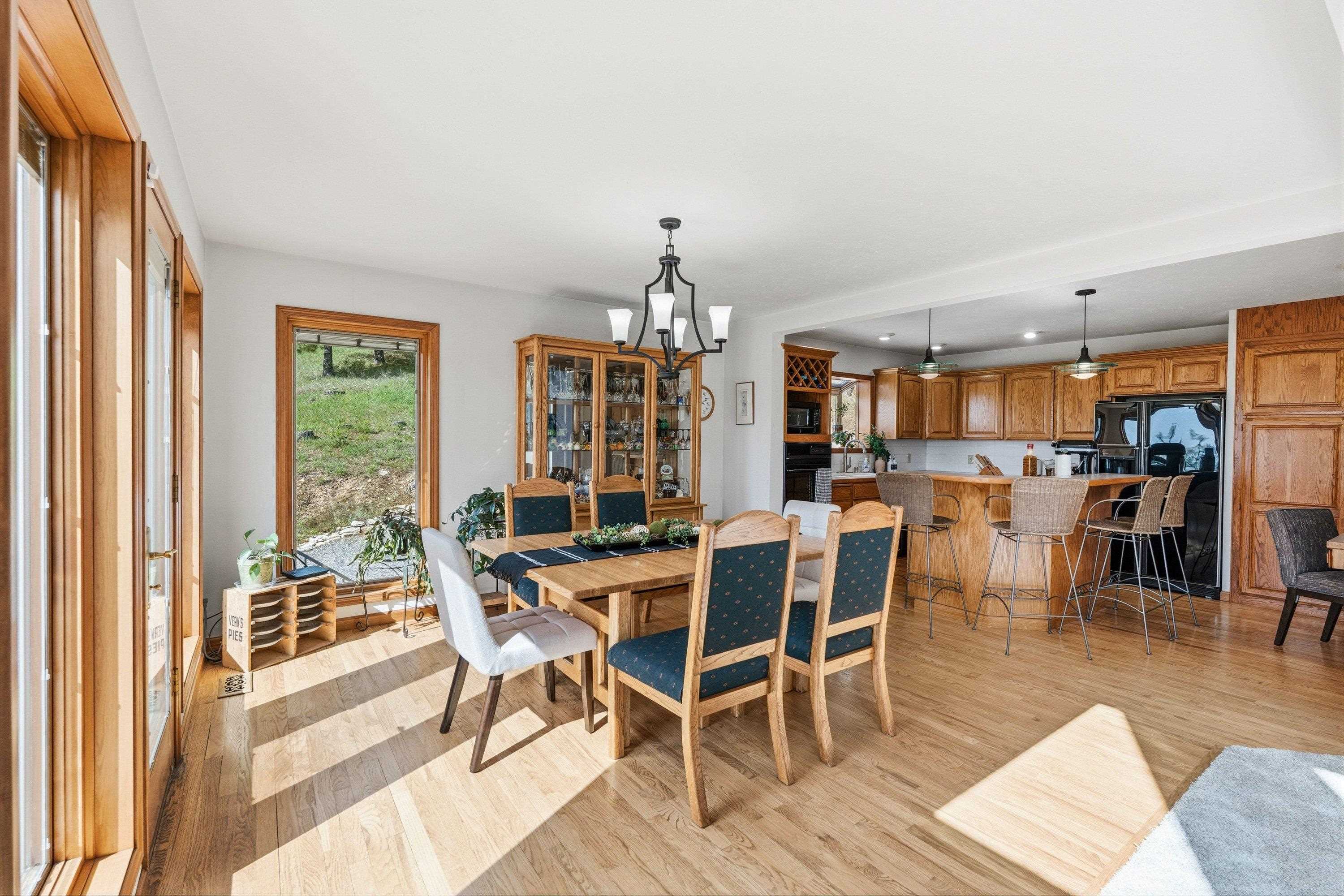 17607 E Judkins Rd - Photo 9