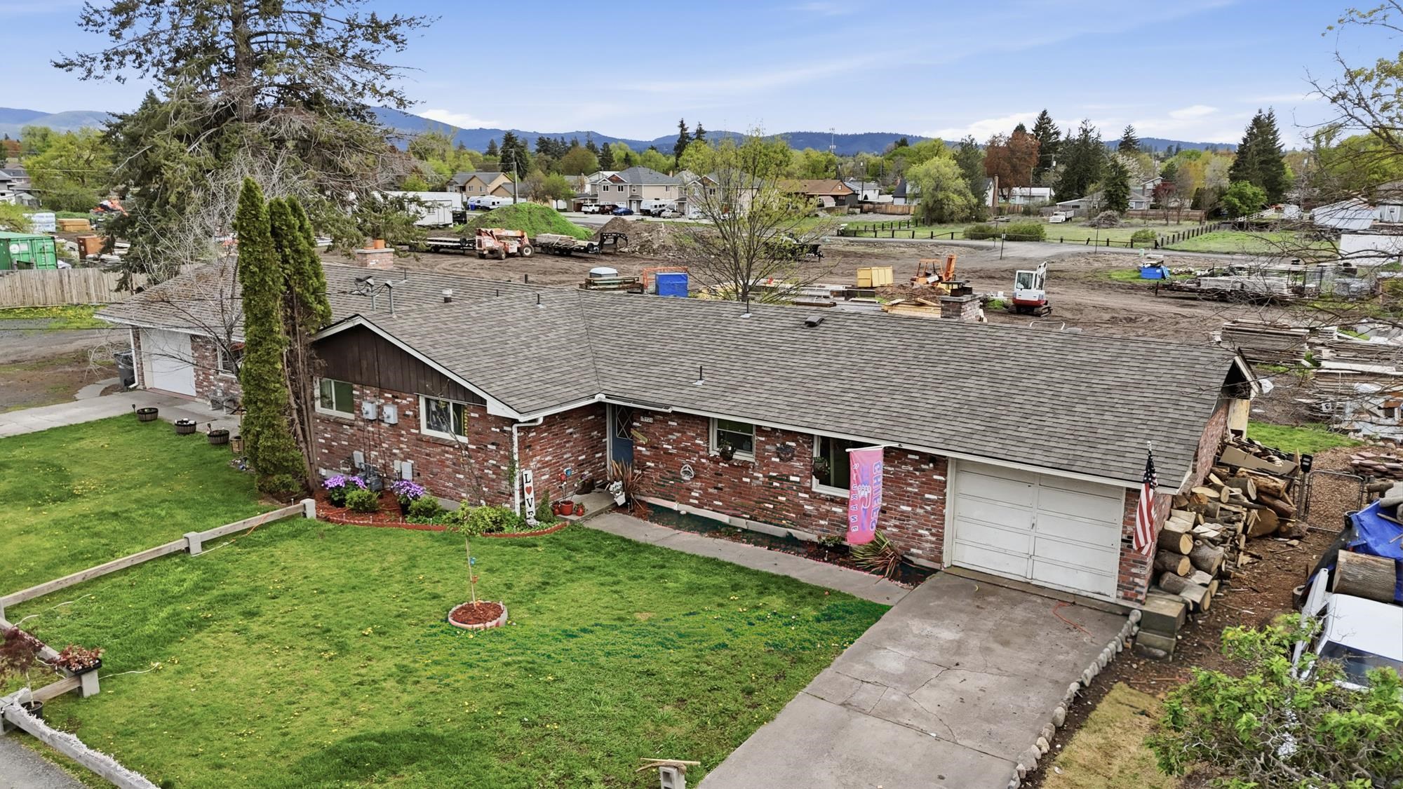 10720 & 10722 E SPRINGFIELD Ave - Photo 43