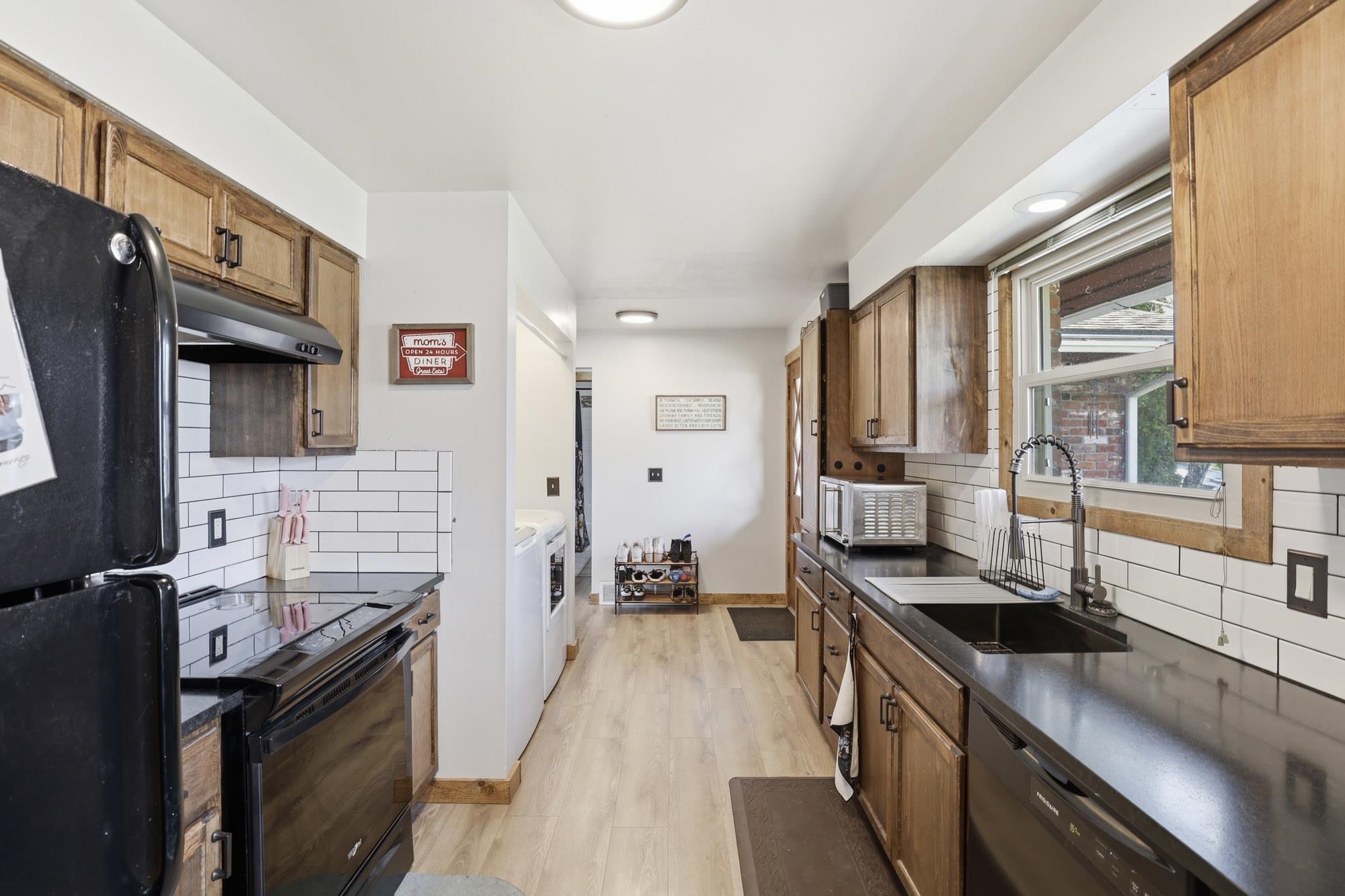 10720 & 10722 E SPRINGFIELD Ave - Photo 8
