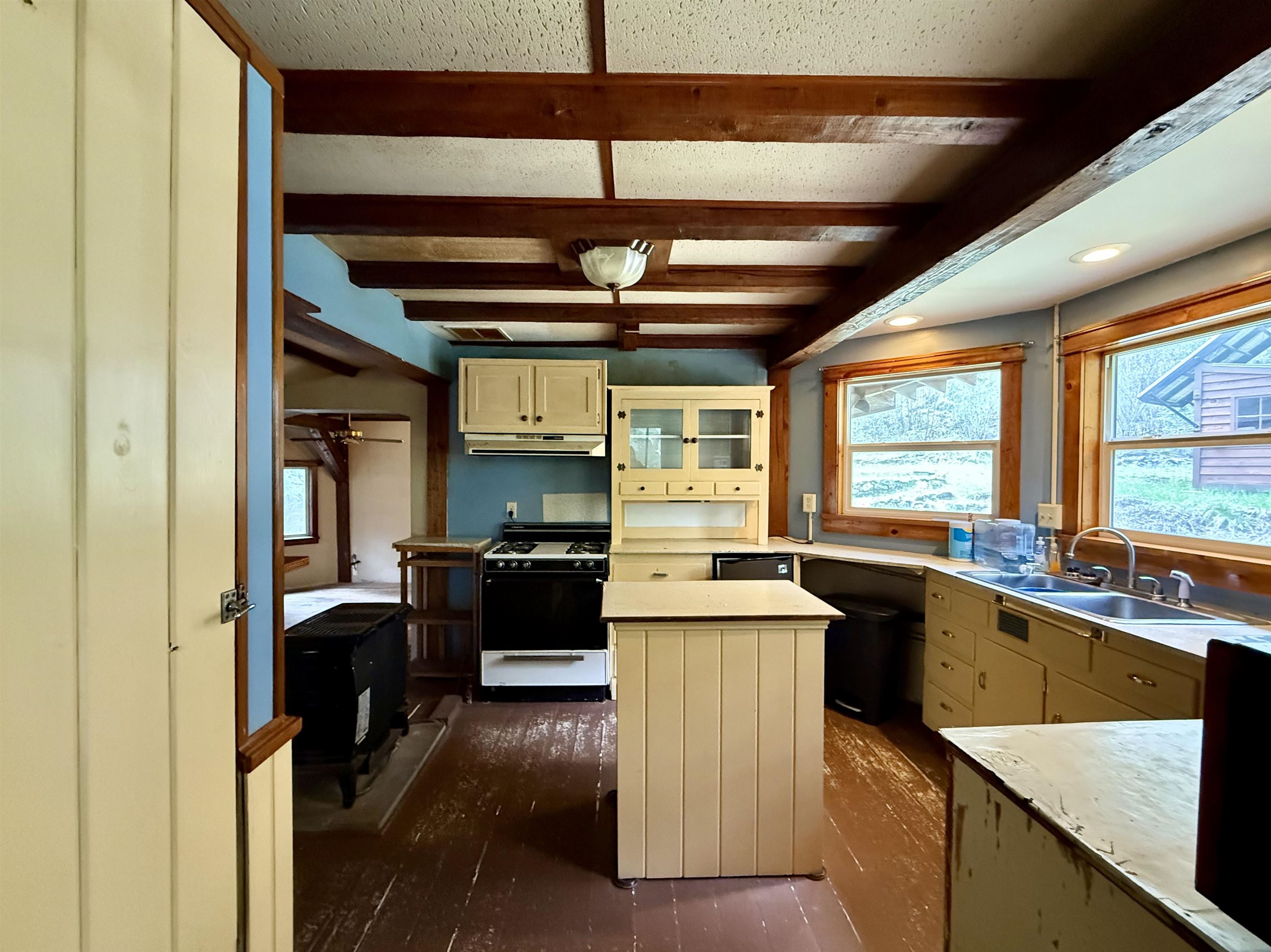 1264 McCloud Creek Rd - Photo 4