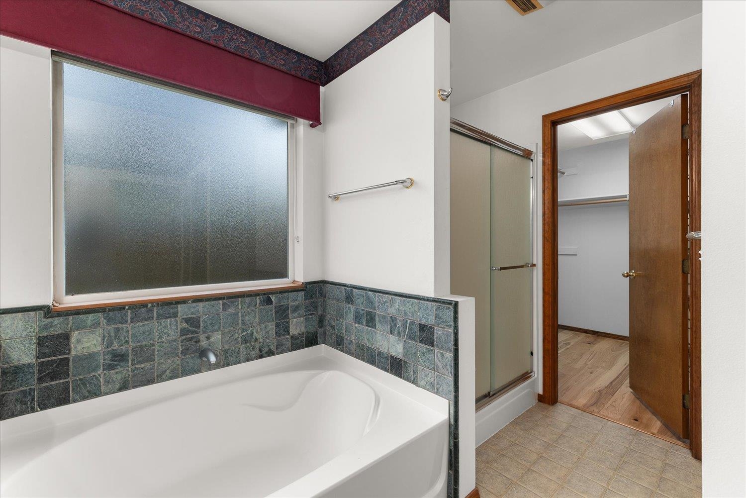 11709 N Kathy Ln - Photo 9