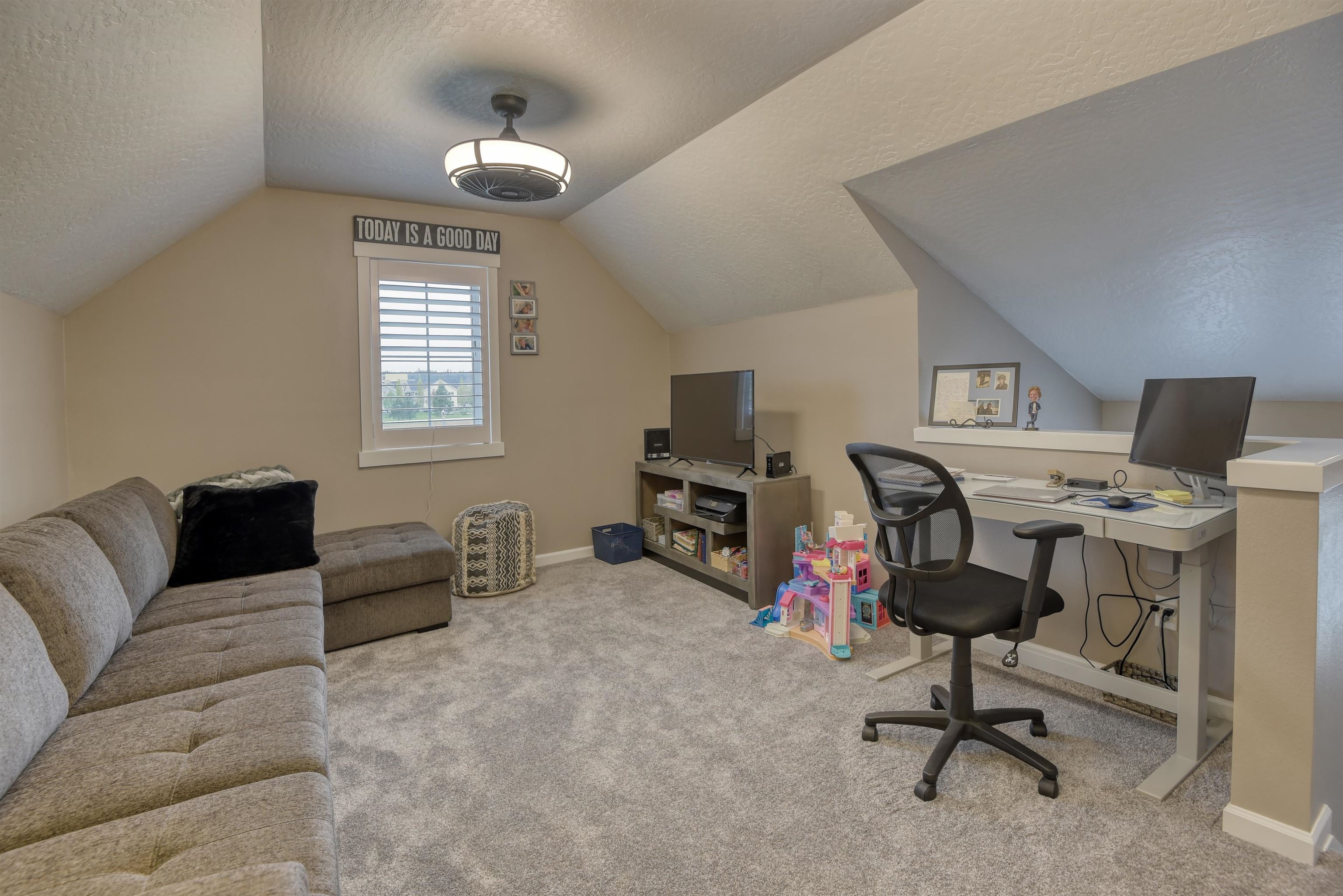 2023 CENTENNIAL Way - Photo 23