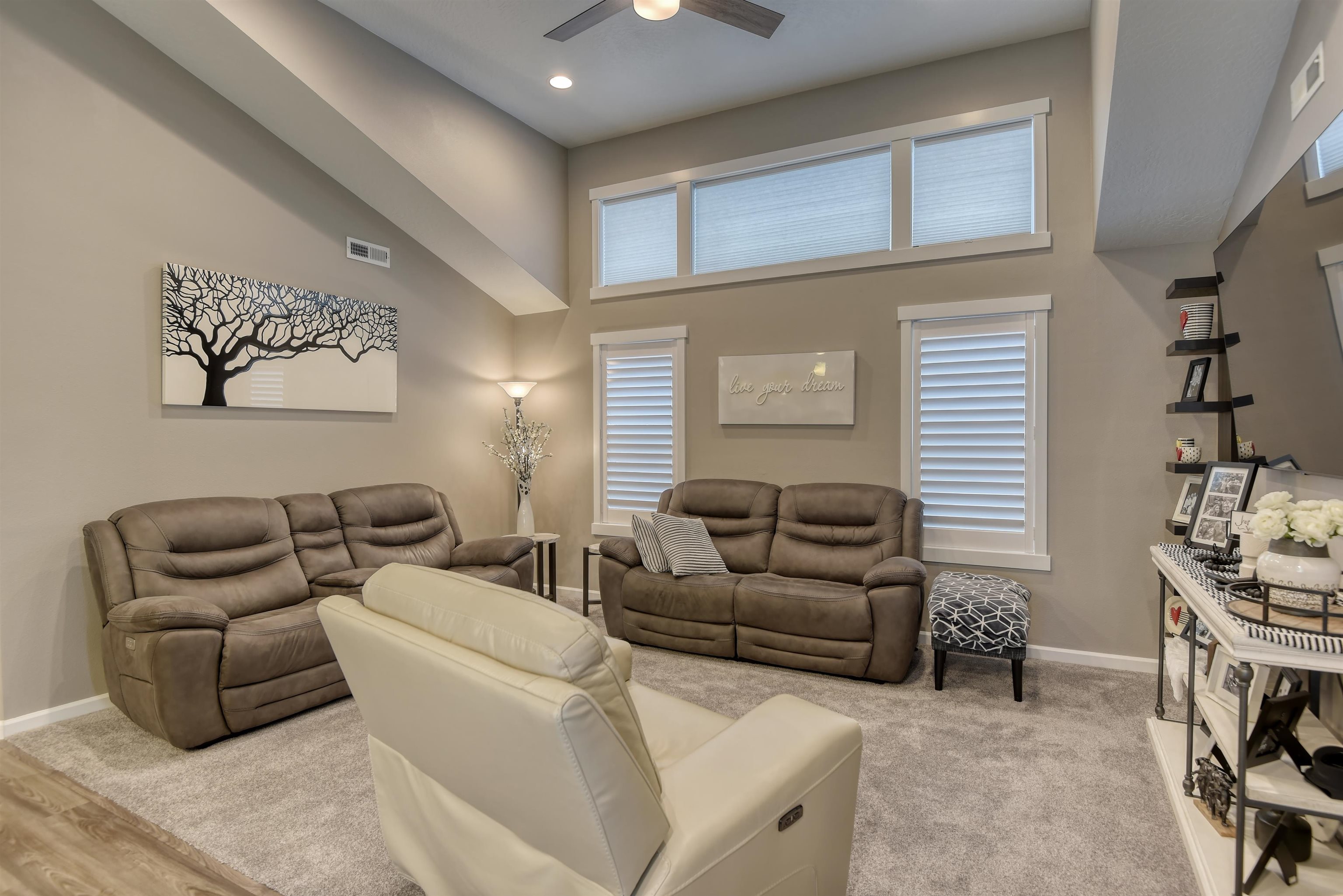 2023 CENTENNIAL Way - Photo 5