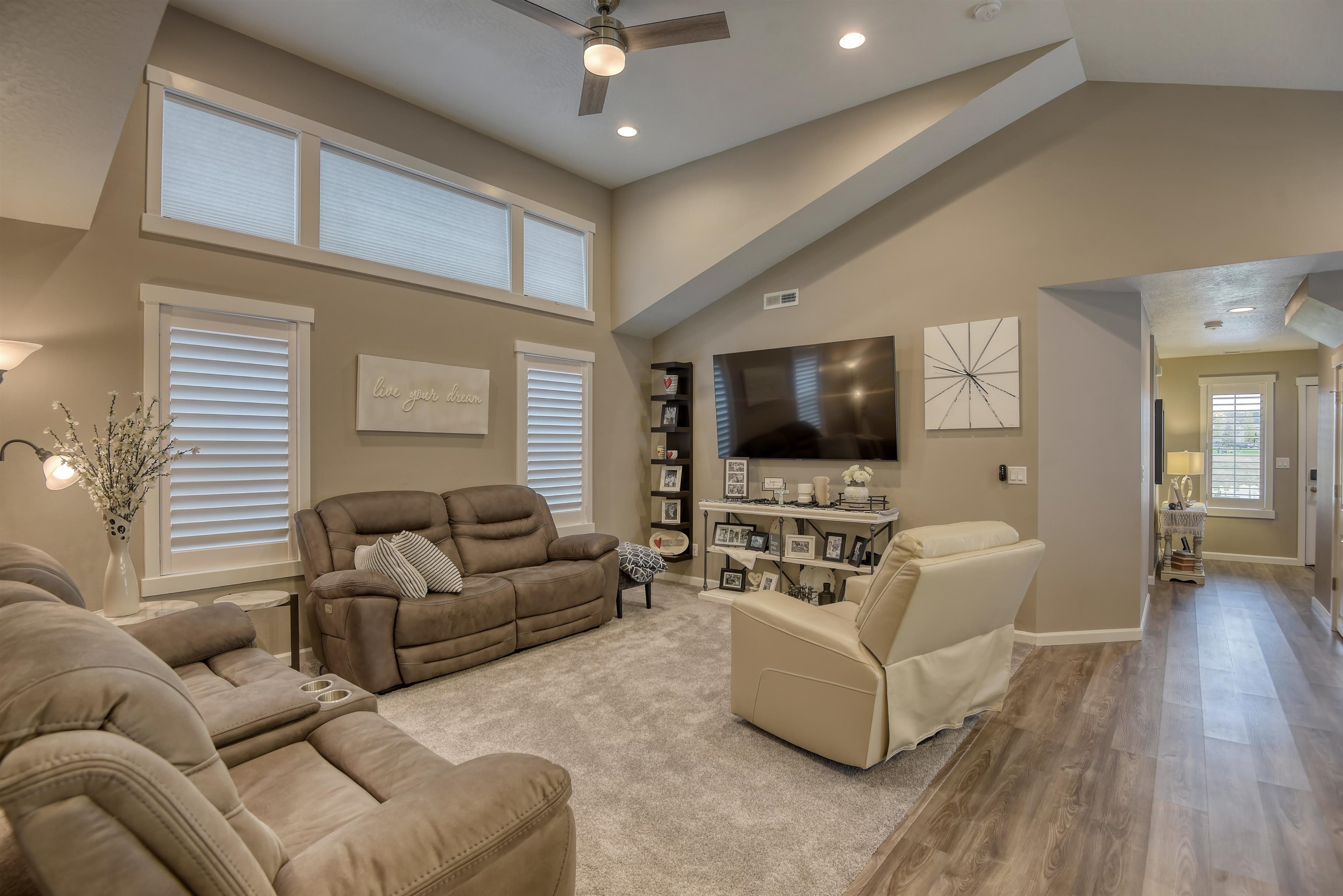 2023 CENTENNIAL Way - Photo 6
