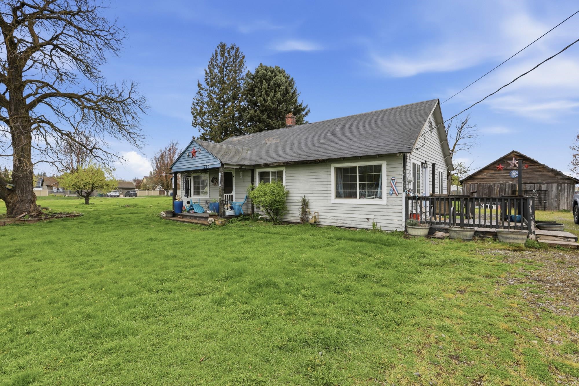 710 S BARKER Rd - Photo 23