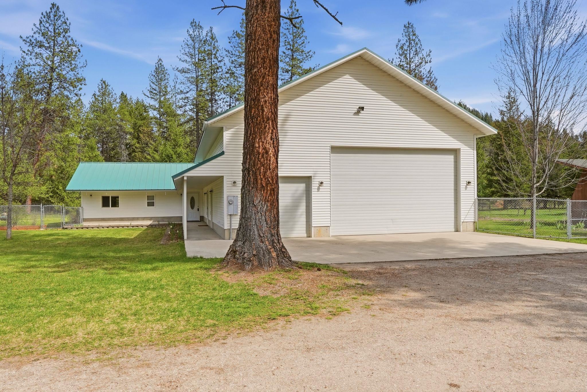 3734C N Deer Lake Rd - Photo 2