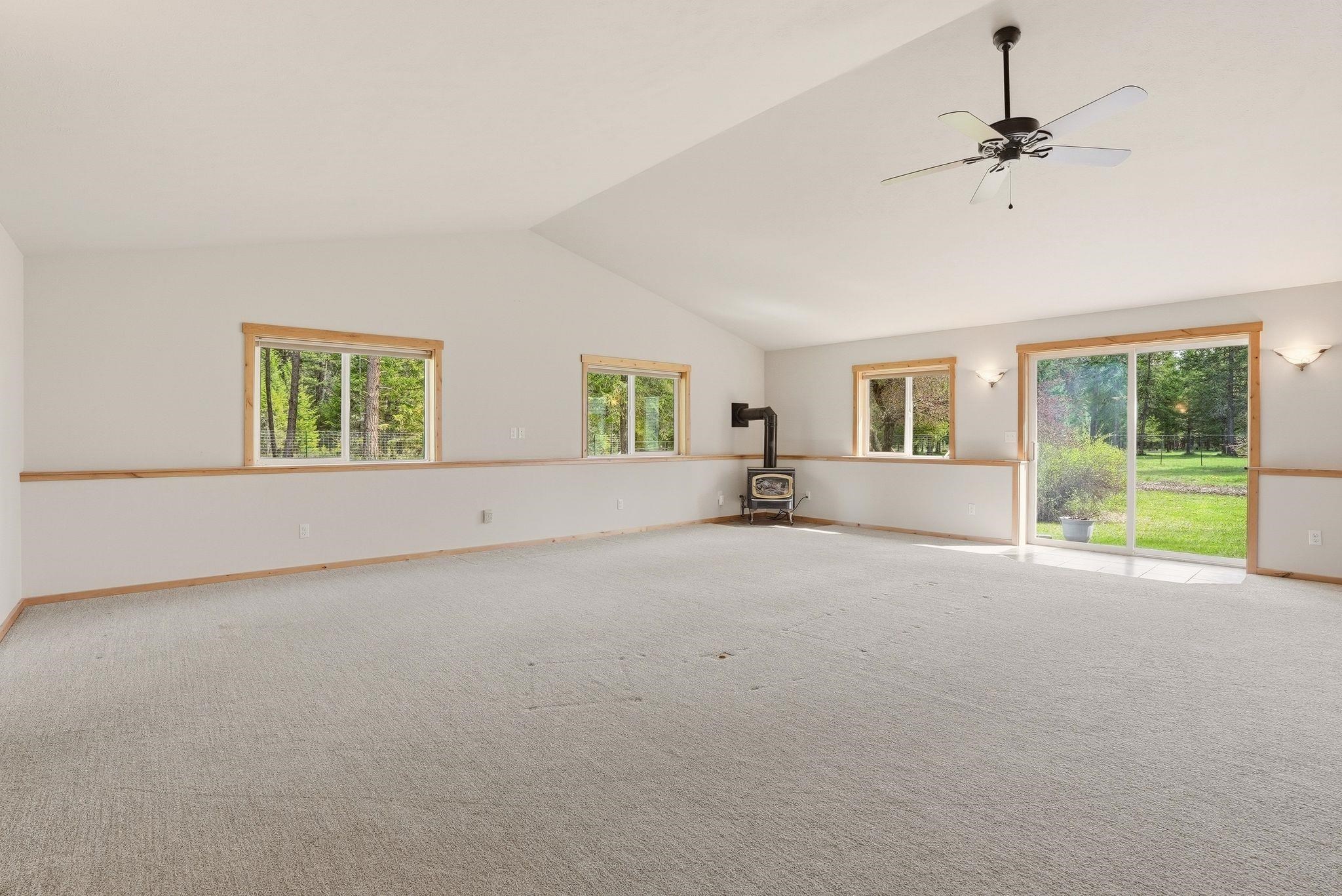 3734C N Deer Lake Rd - Photo 3