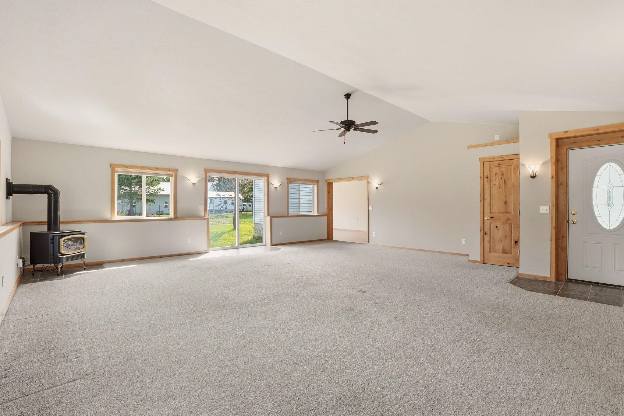 3734C N Deer Lake Rd - Photo 4