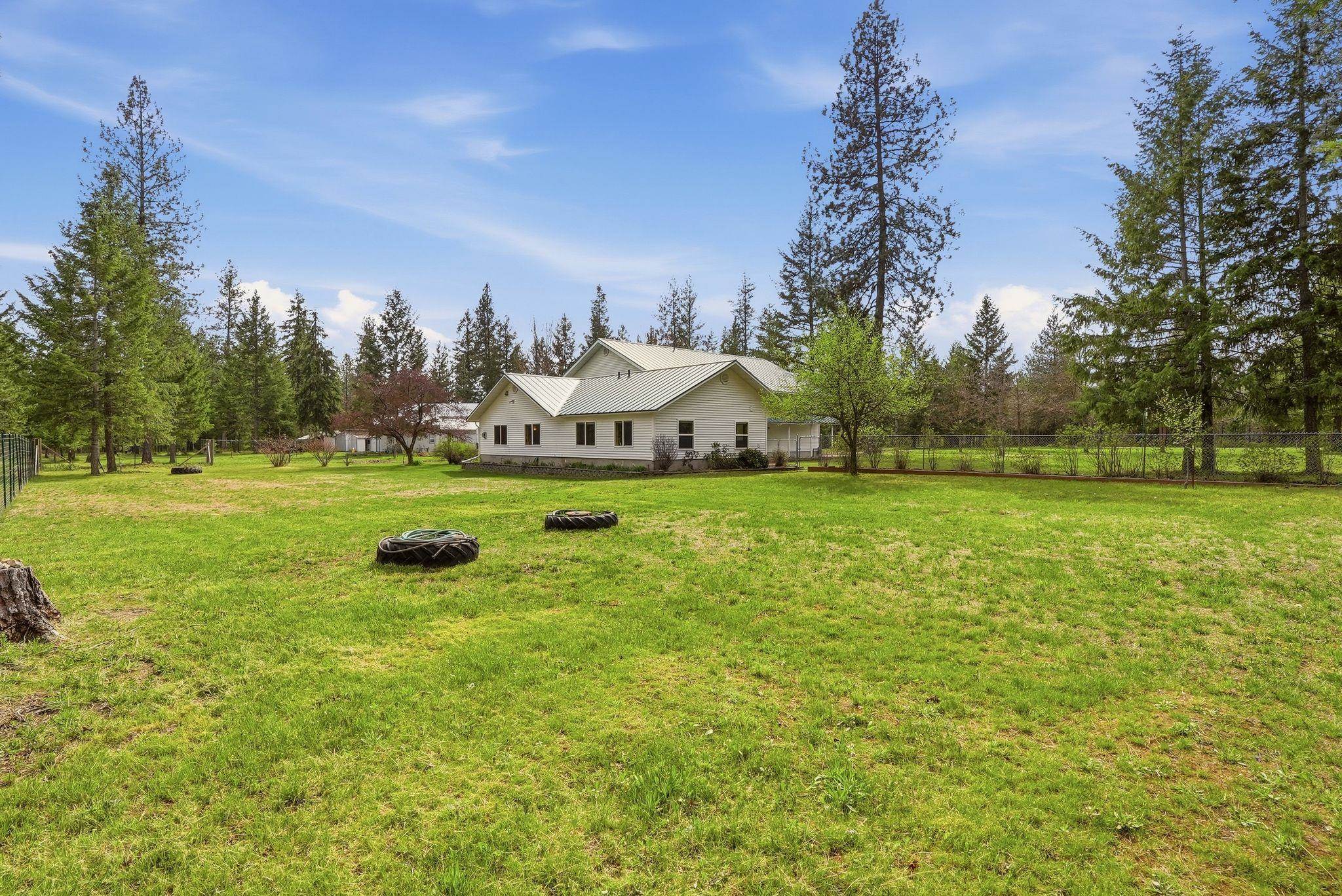 3734C N Deer Lake Rd - Photo 36