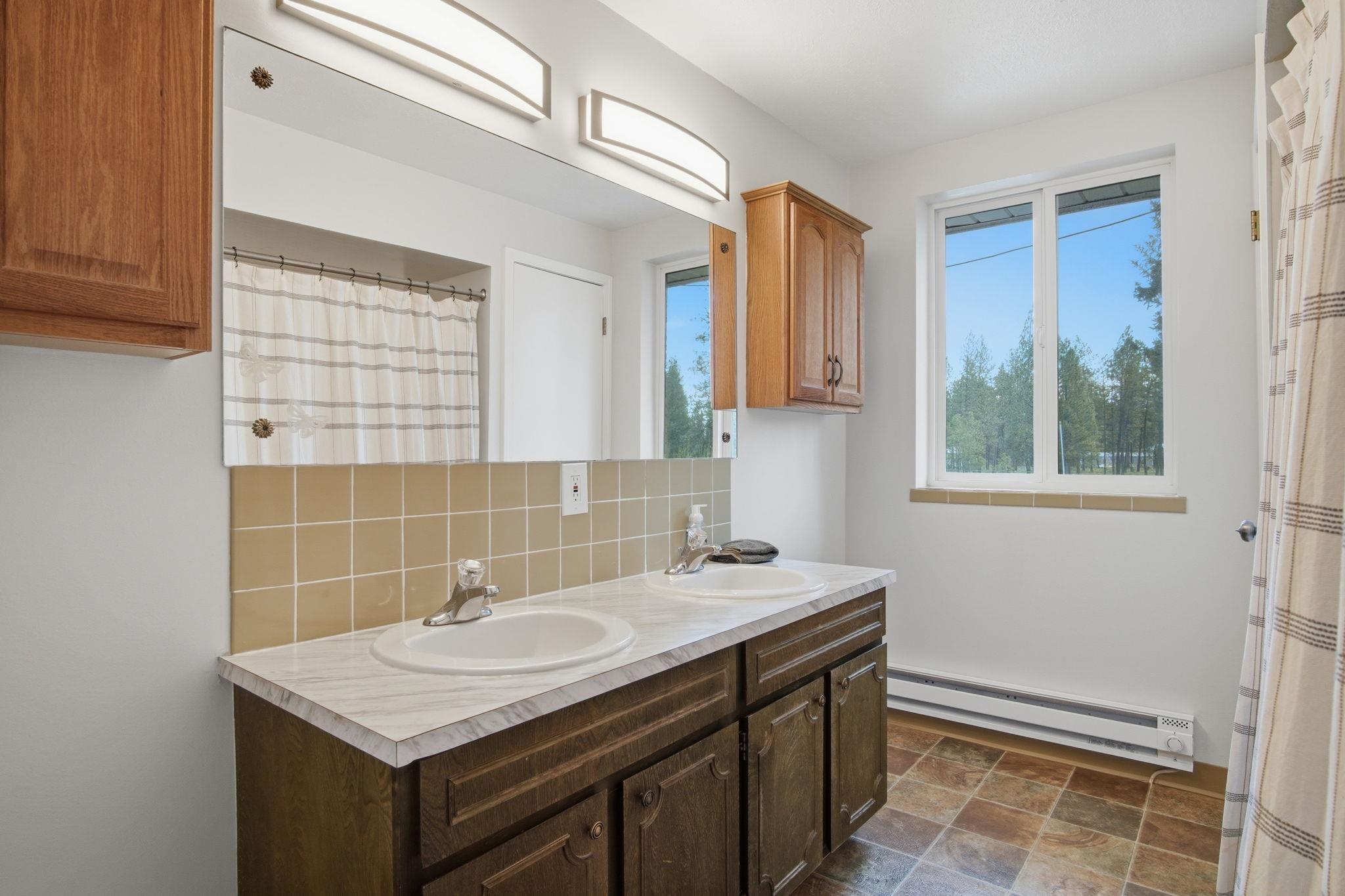 8118 S Spotted Rd - Photo 15