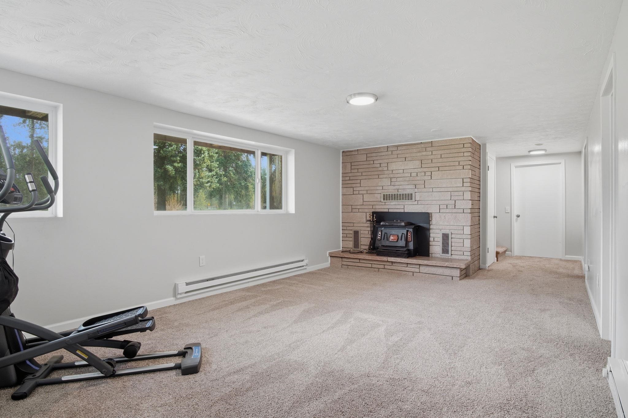 8118 S Spotted Rd - Photo 16