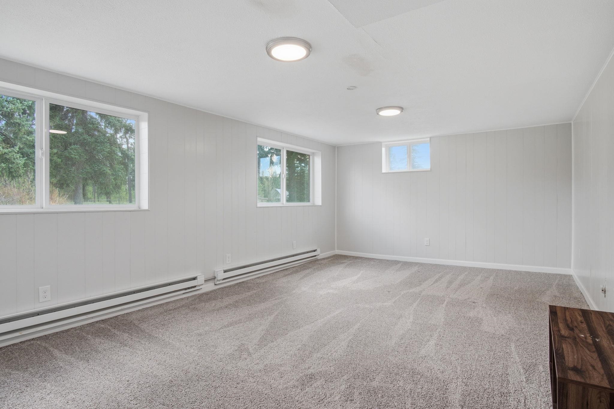 8118 S Spotted Rd - Photo 18
