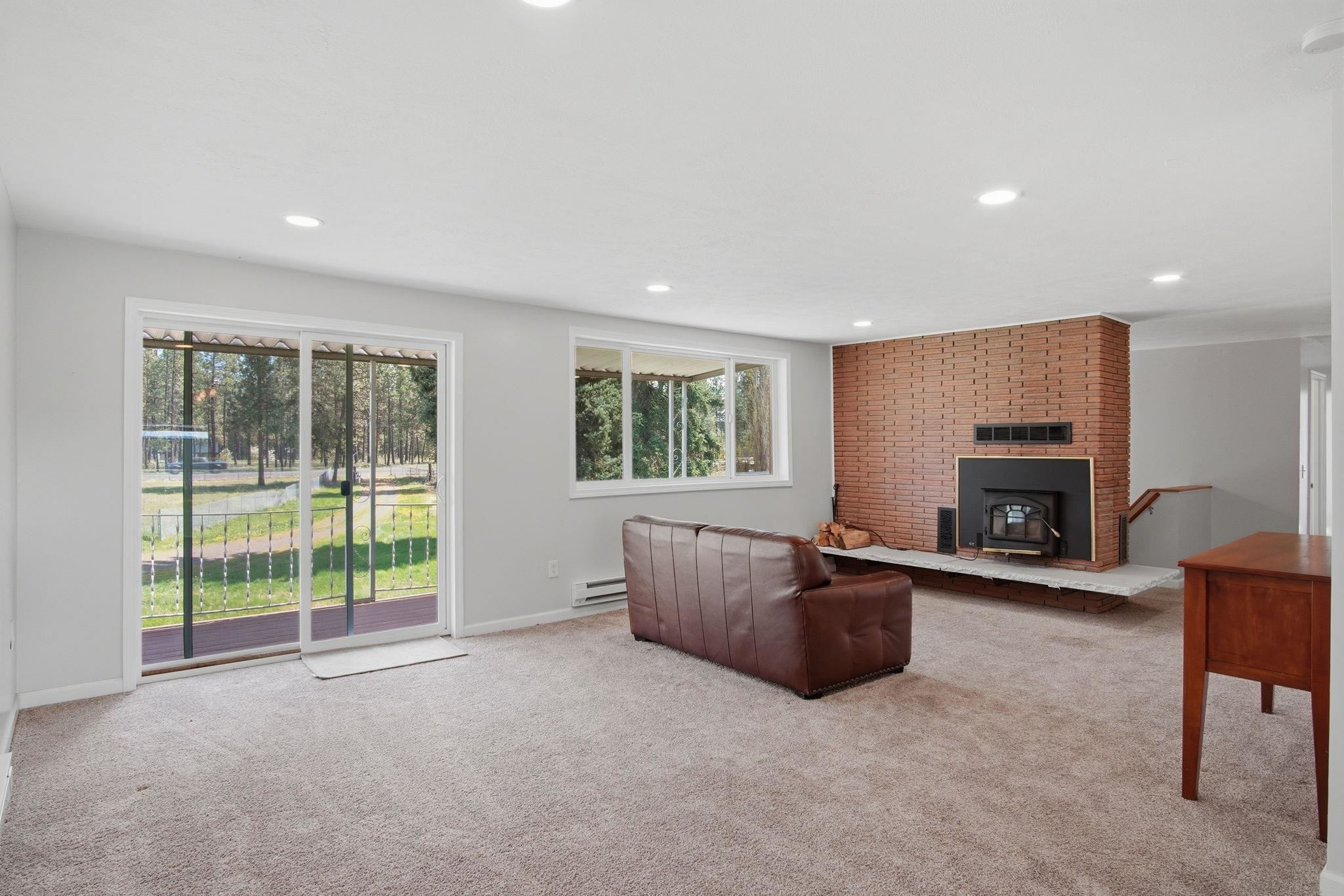 8118 S Spotted Rd - Photo 5