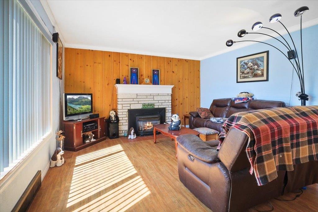 8403 E Broadway Ave - Photo 3