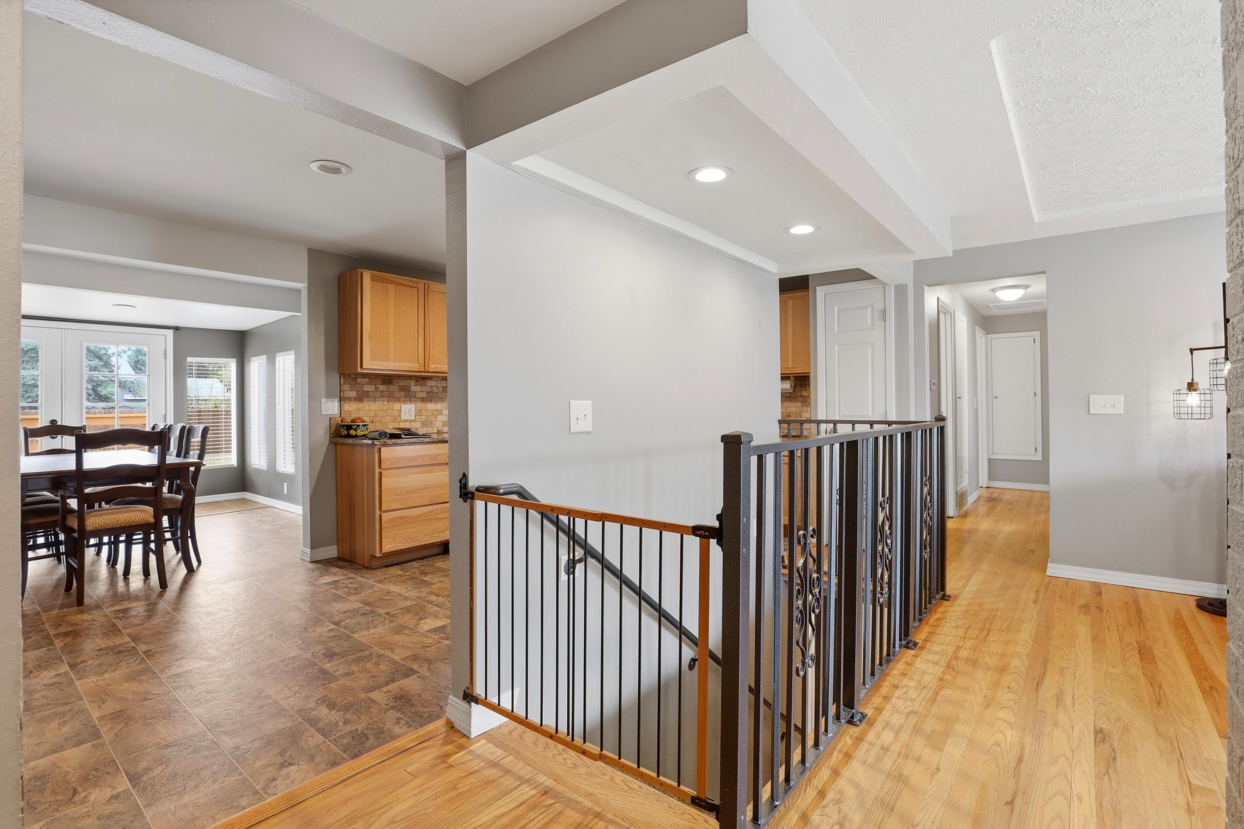 1718 S Bolivar Rd - Photo 11