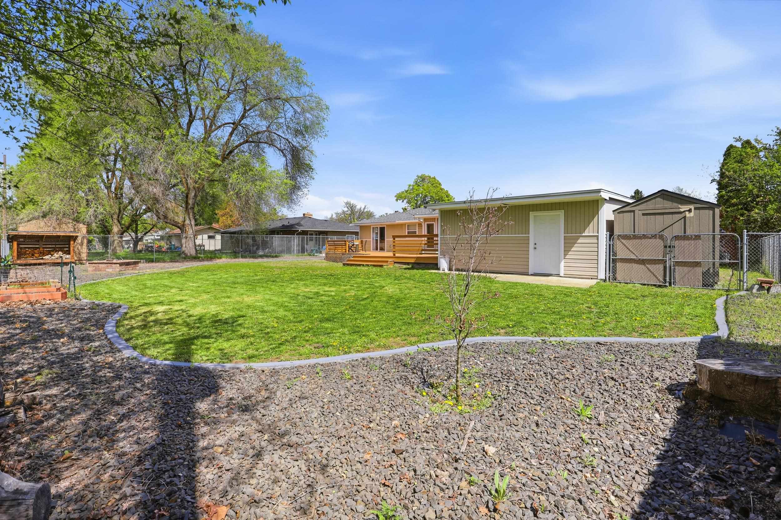 1718 S Bolivar Rd - Photo 33
