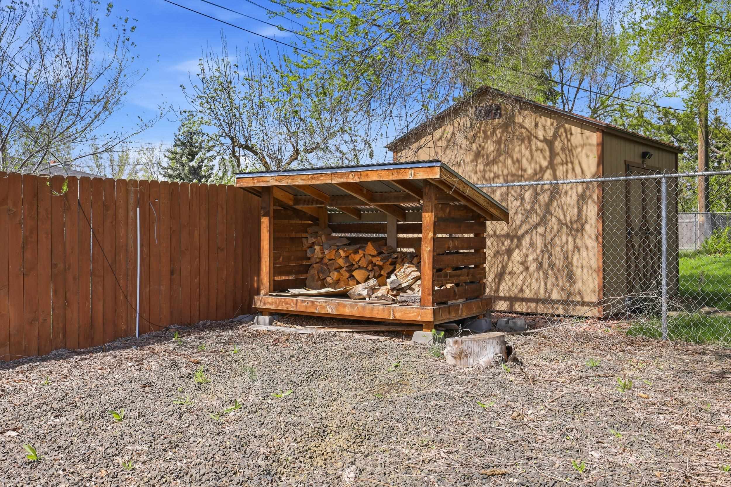 1718 S Bolivar Rd - Photo 35