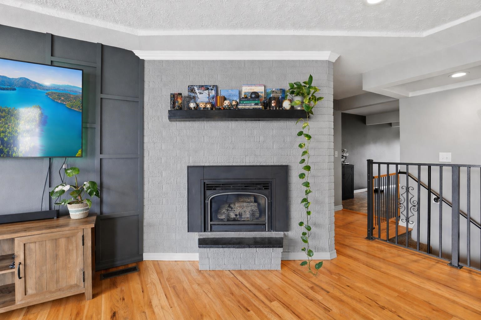 1718 S Bolivar Rd - Photo 6