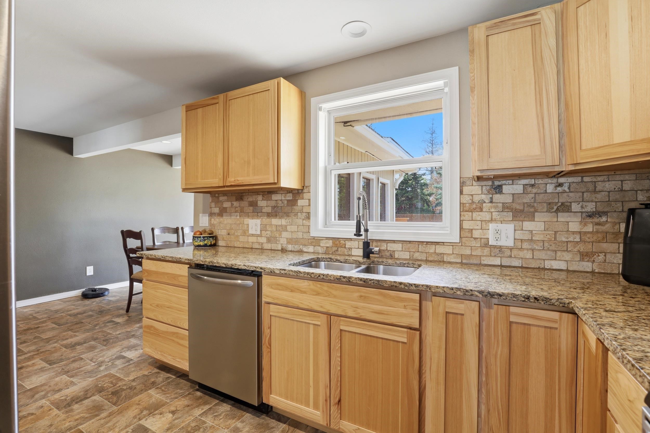 1718 S Bolivar Rd - Photo 8