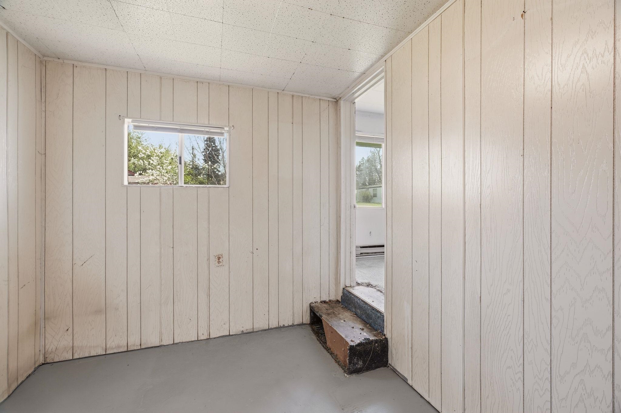 10212 S Electric Ave - Photo 15