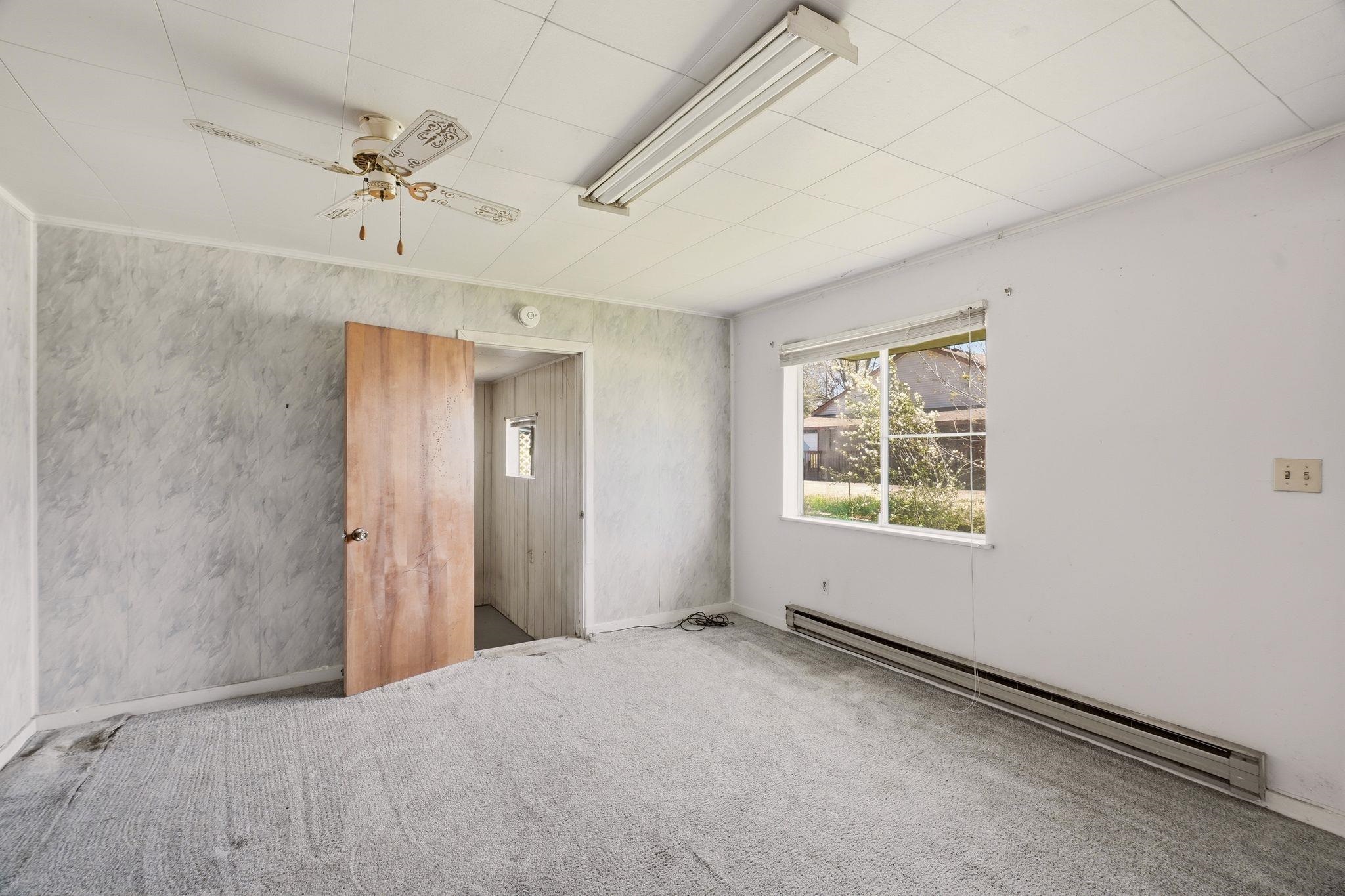 10212 S Electric Ave - Photo 16