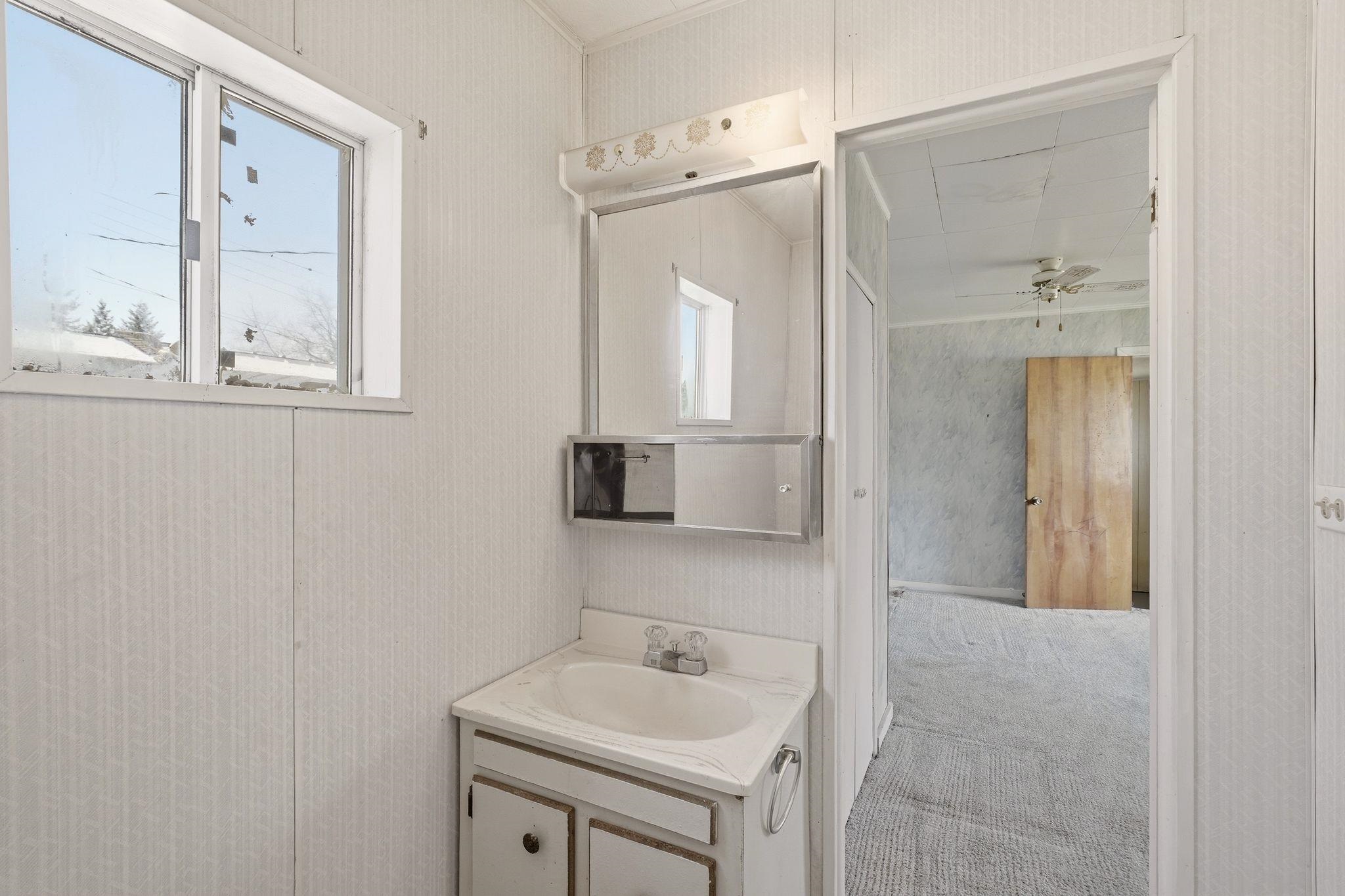 10212 S Electric Ave - Photo 18