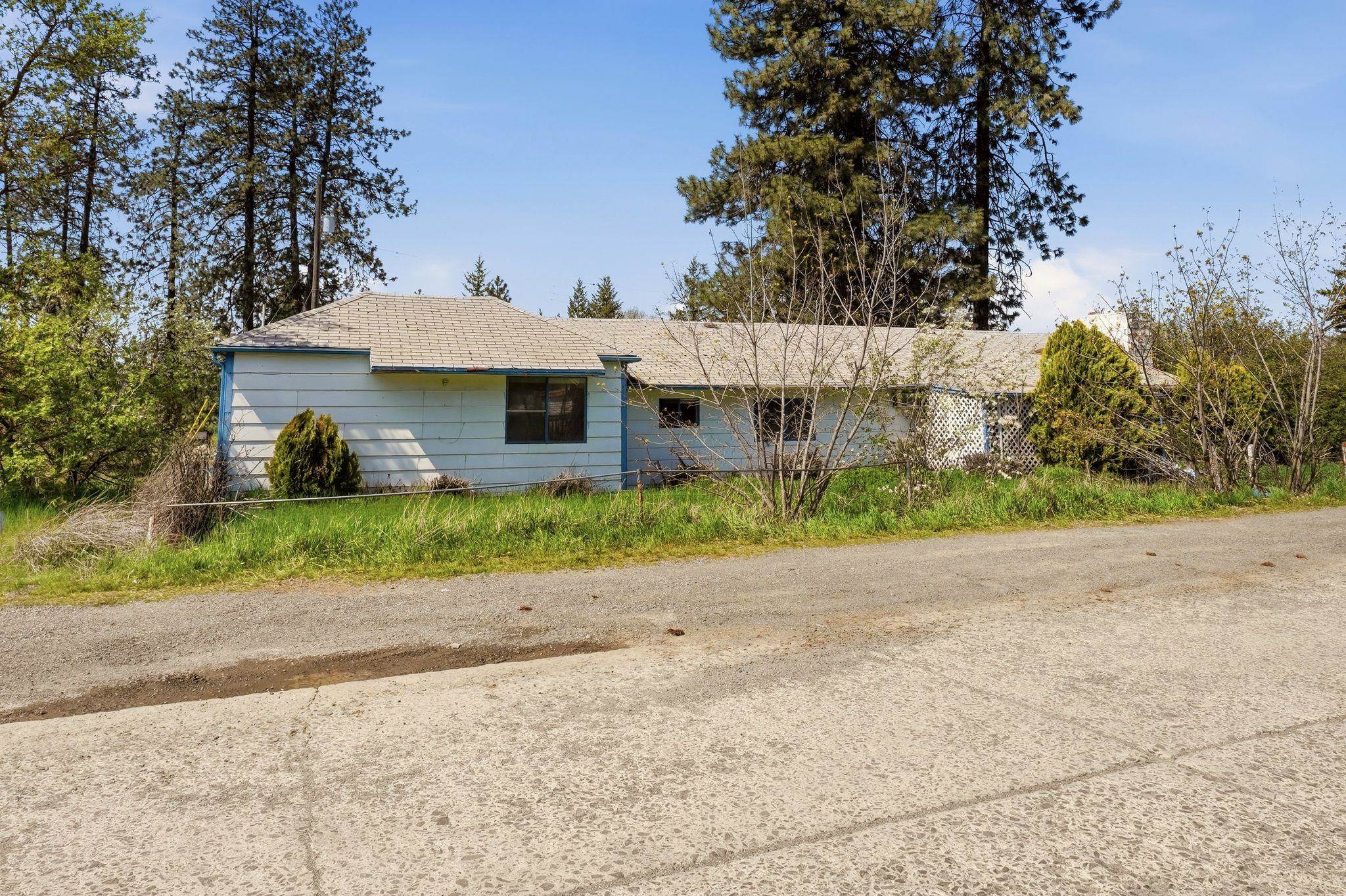 10212 S Electric Ave - Photo 3