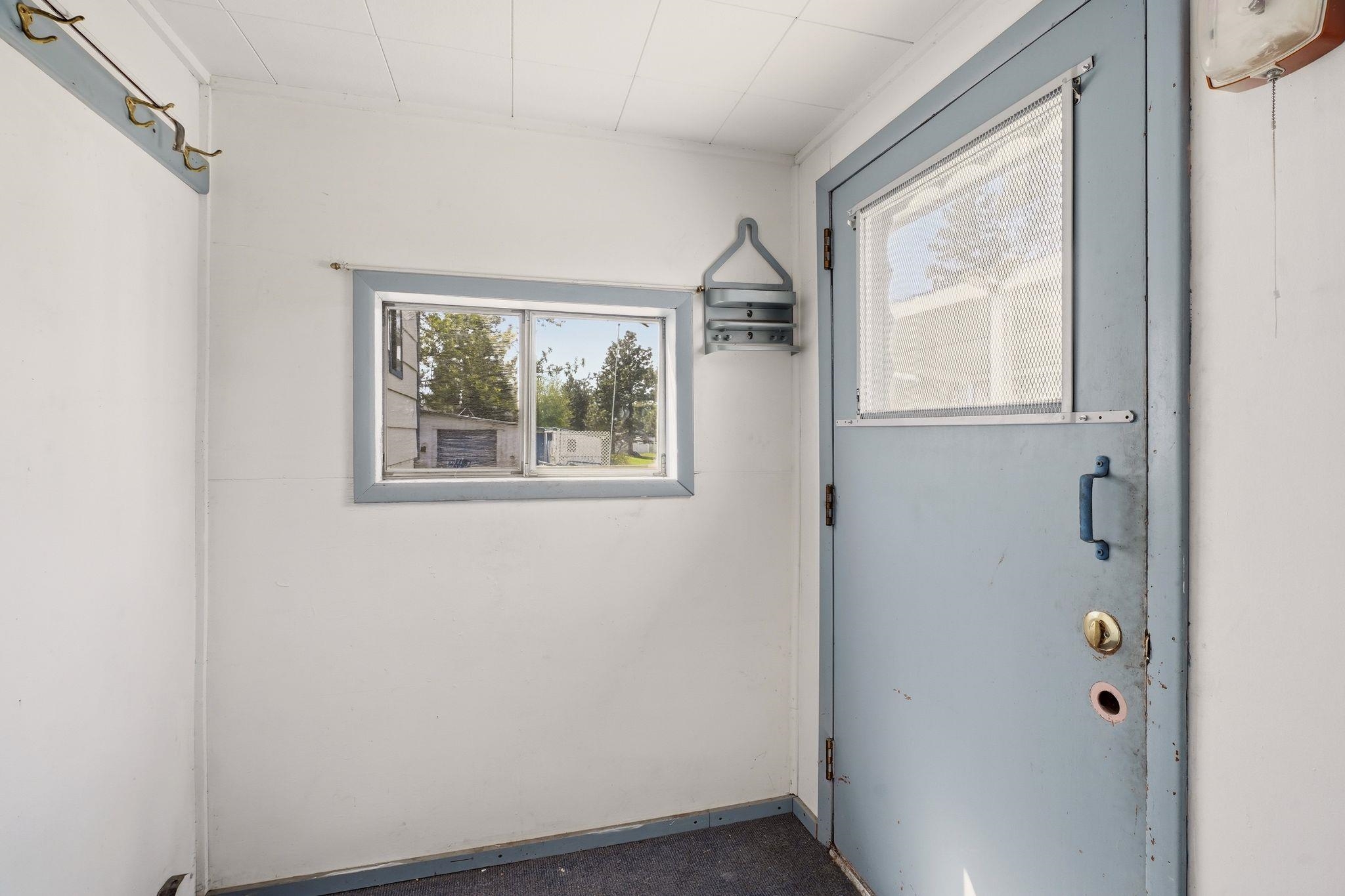 10212 S Electric Ave - Photo 28